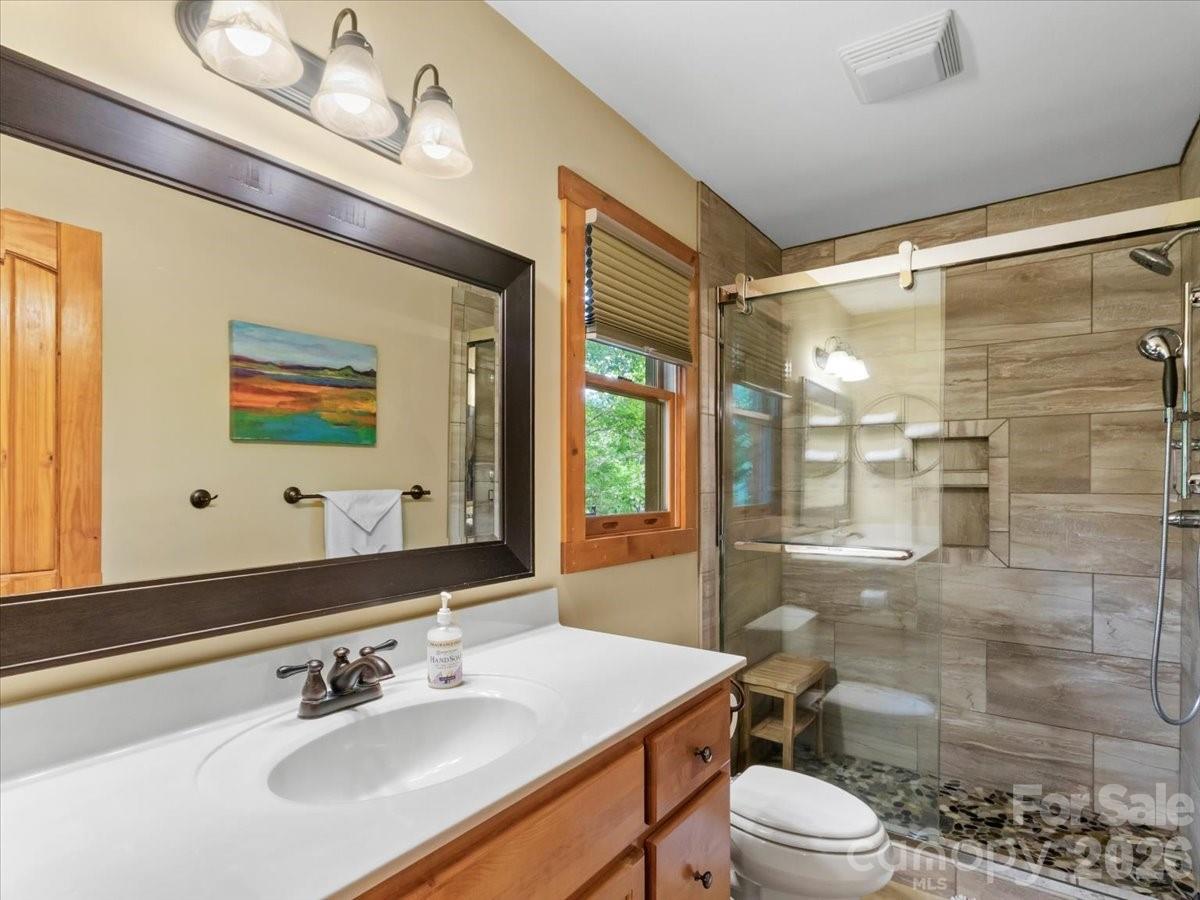 67 Hawks Landing Property Photo 18