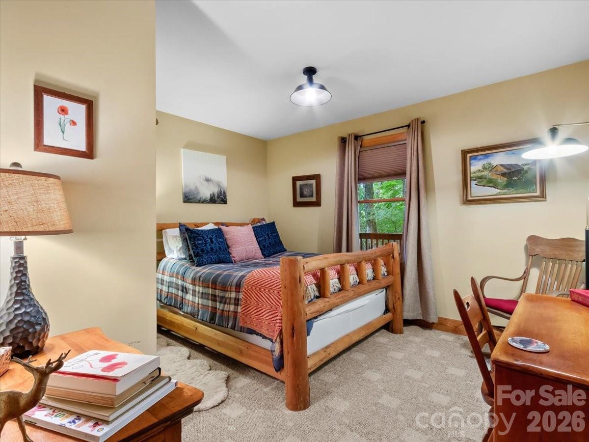 67 Hawks Landing Property Photo 21