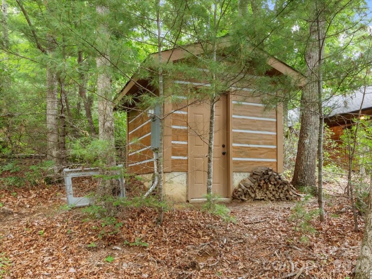 67 Hawks Landing Property Photo 34