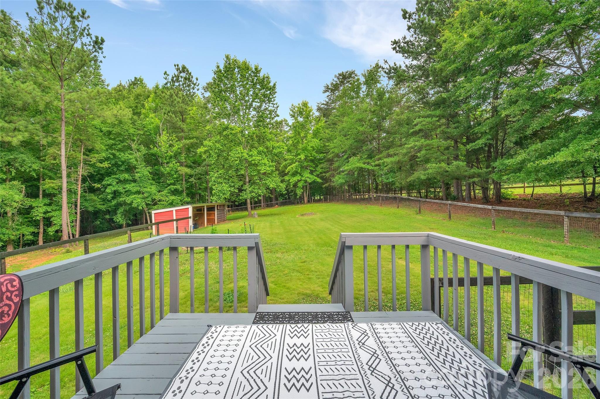 1095 E Prince Road Property Photo 5