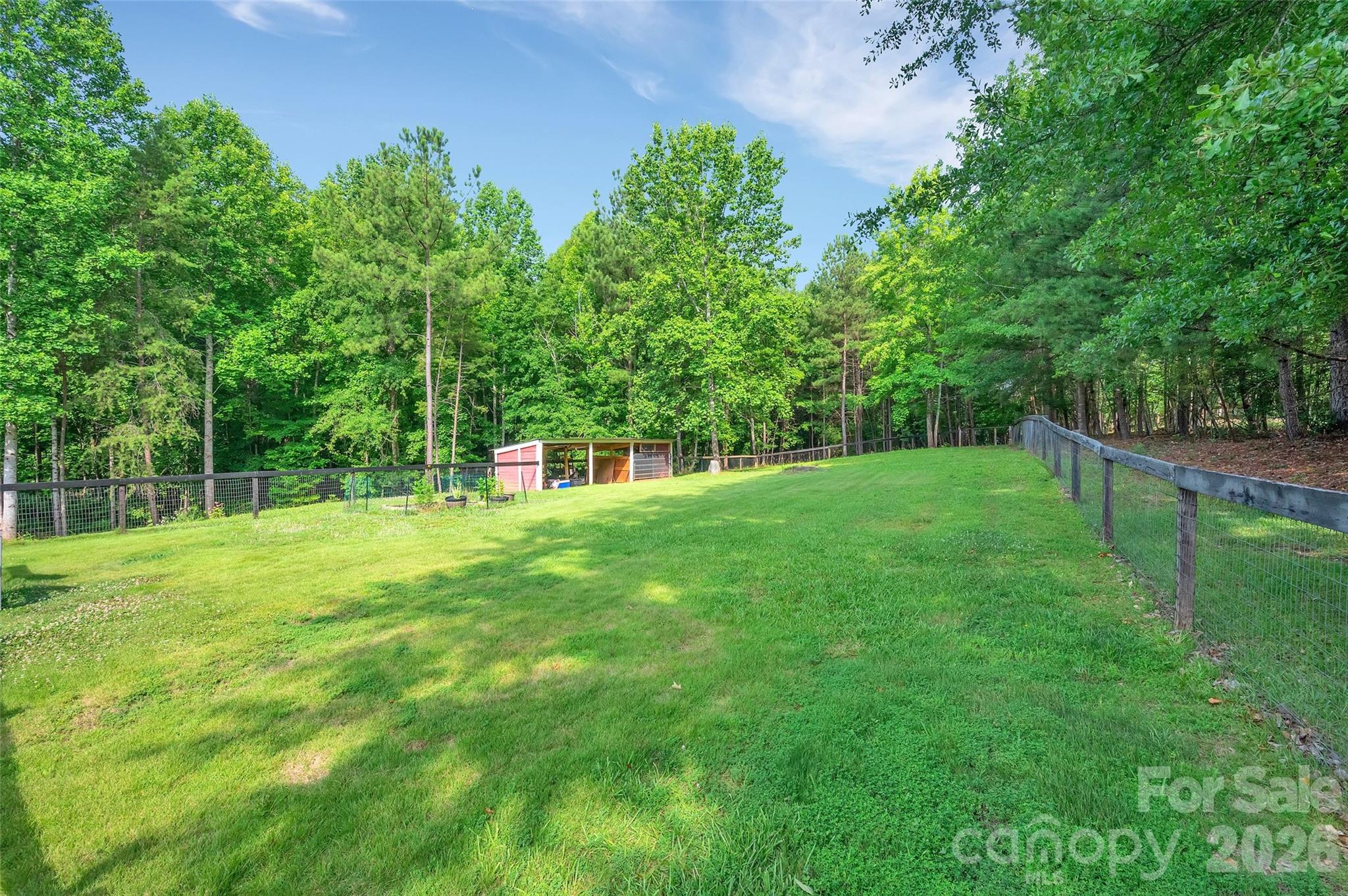 1095 E Prince Road Property Photo 6