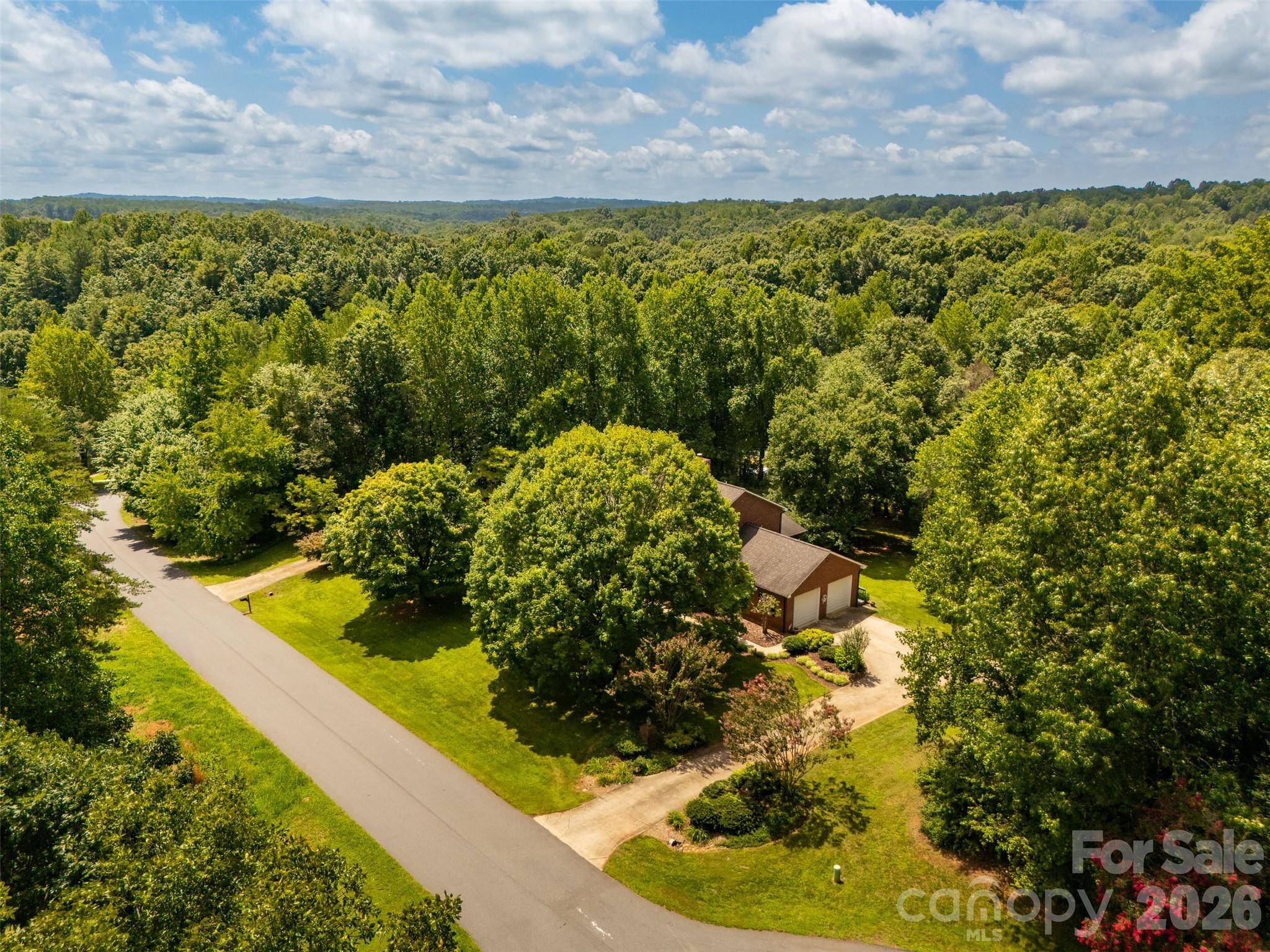 1413 Windemere Lane Property Photo 4