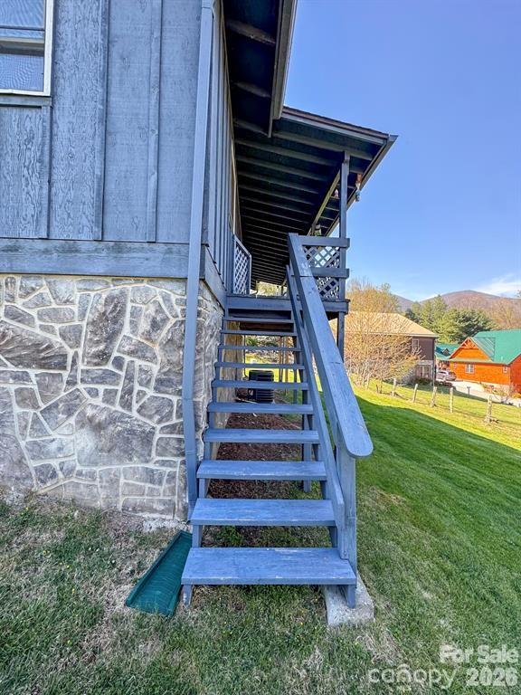 84 Stoney Ridge Loop Property Photo 3