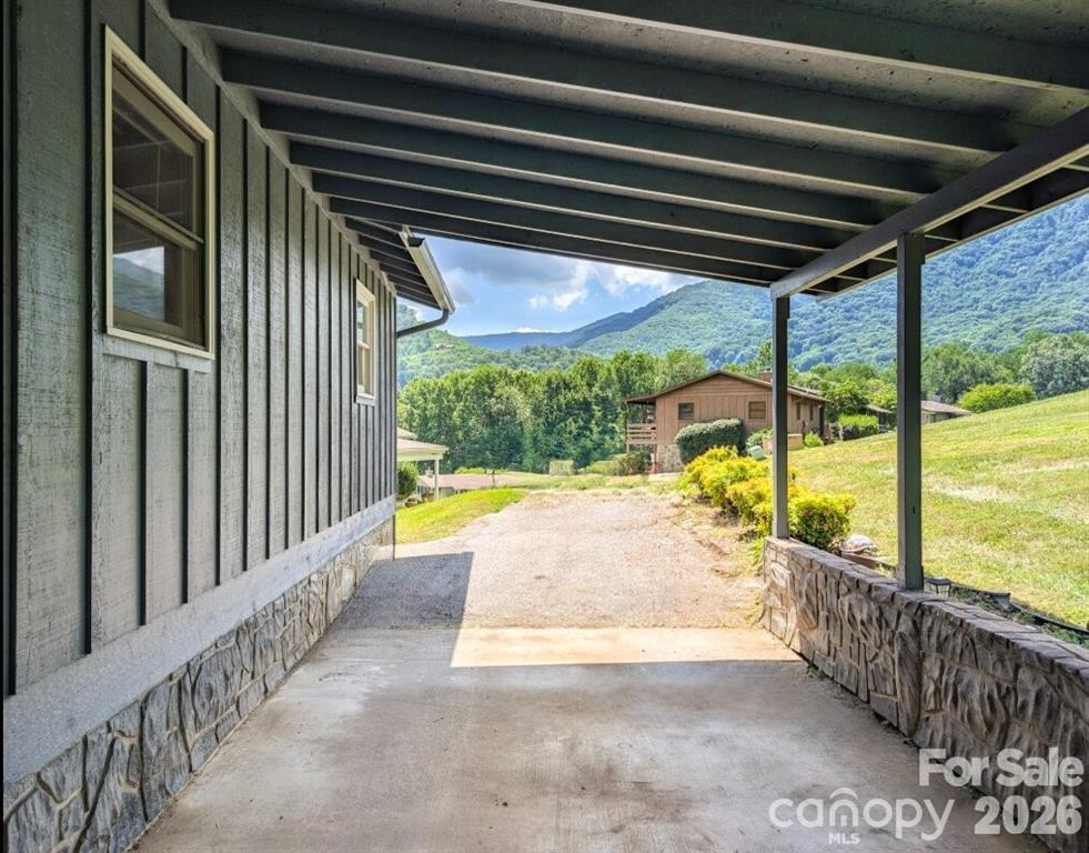 84 Stoney Ridge Loop Property Photo 8