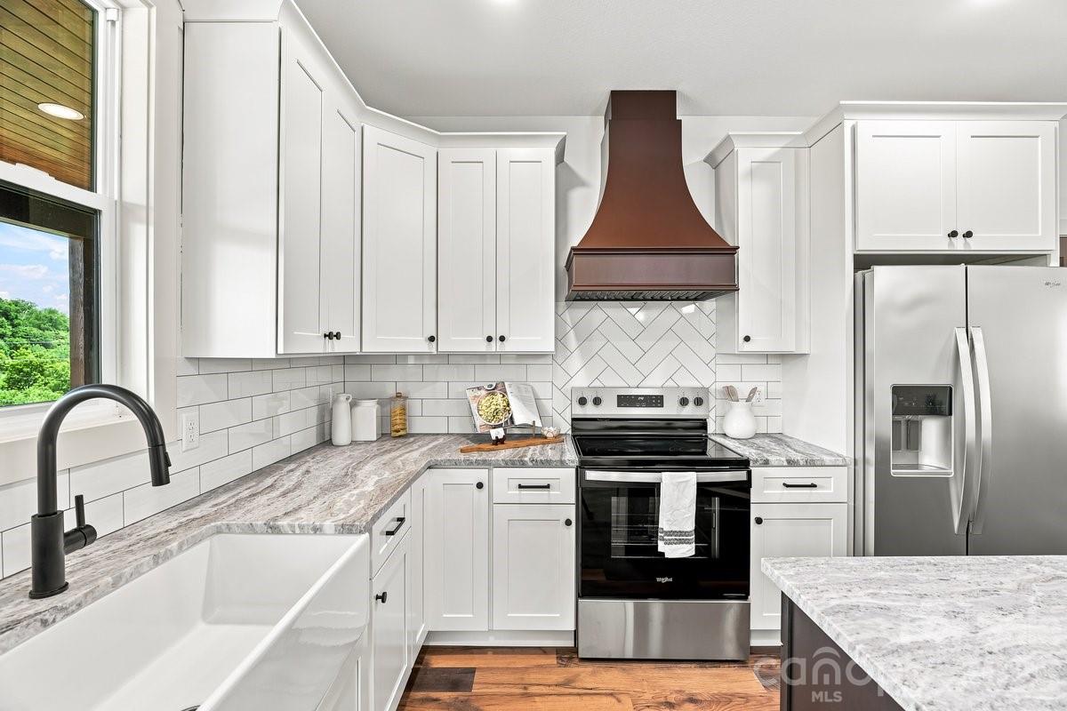 30 Johnny Roberts Road Property Photo 4