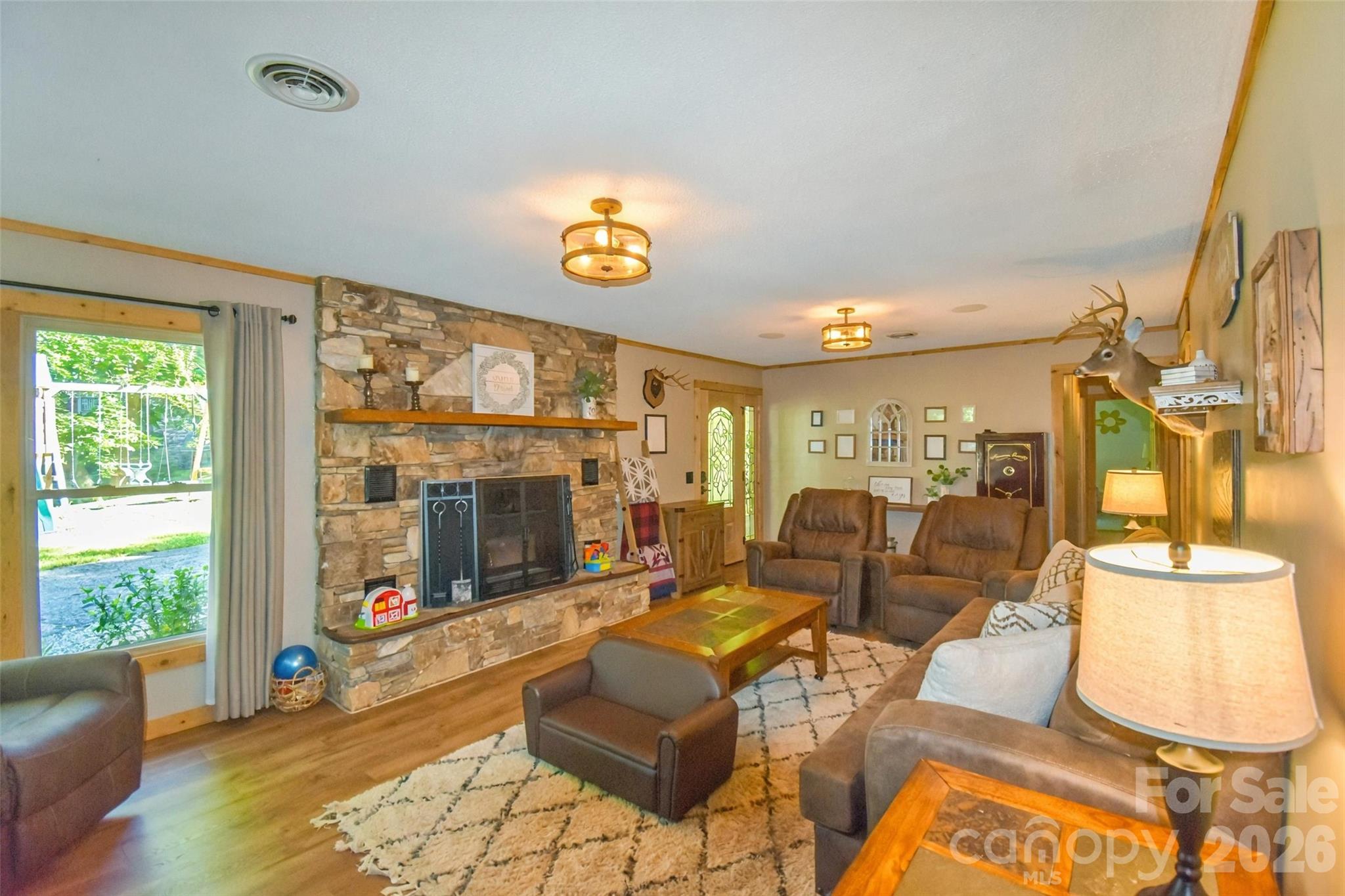 336 Hillside Road Property Photo 7