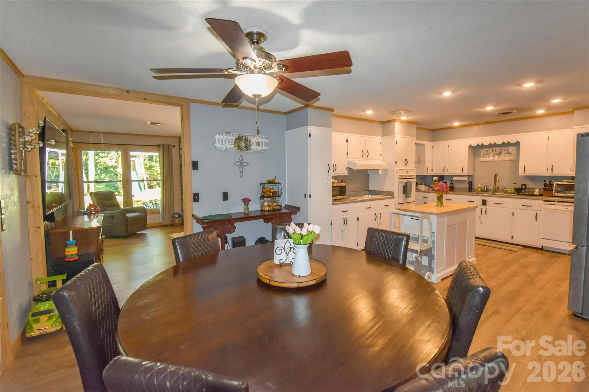 336 Hillside Road Property Photo 11