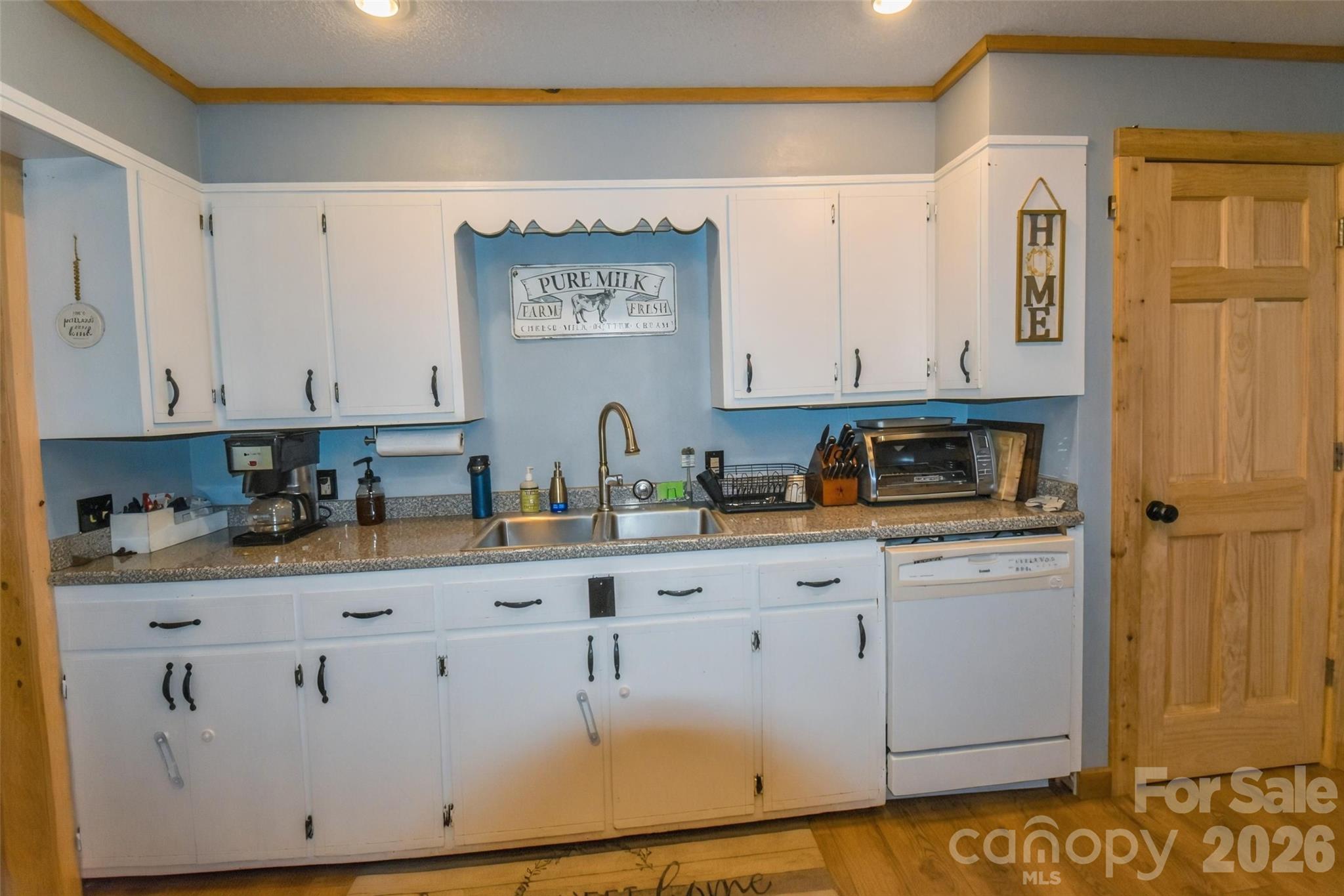 336 Hillside Road Property Photo 13