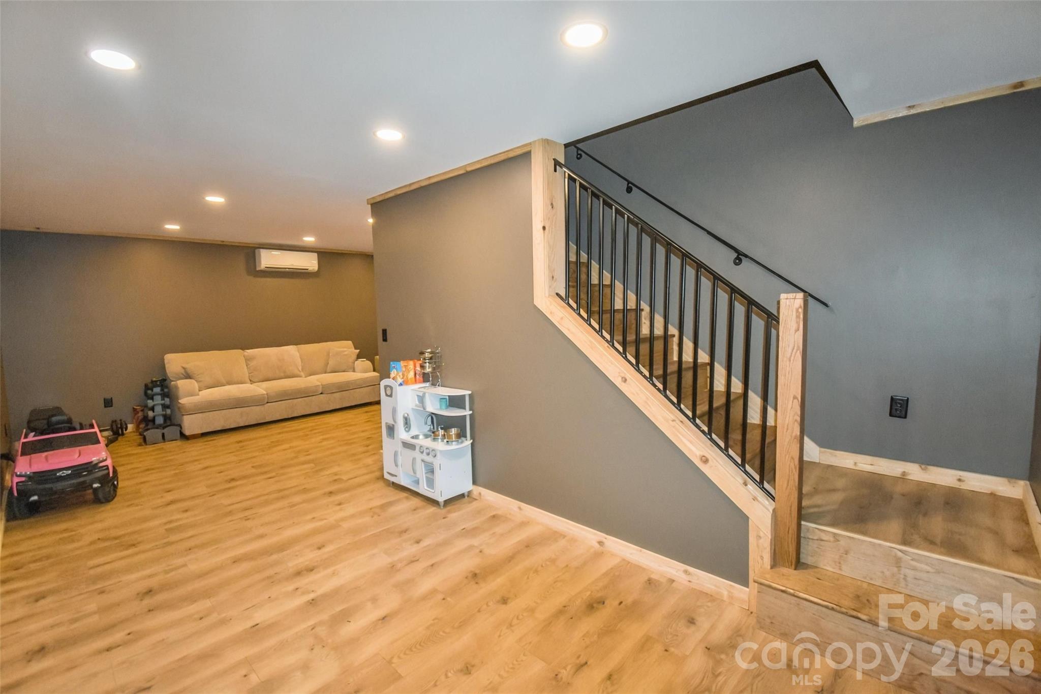 336 Hillside Road Property Photo 26