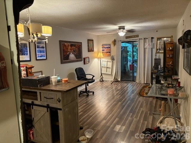 7868 Kinglet Road Property Photo 6