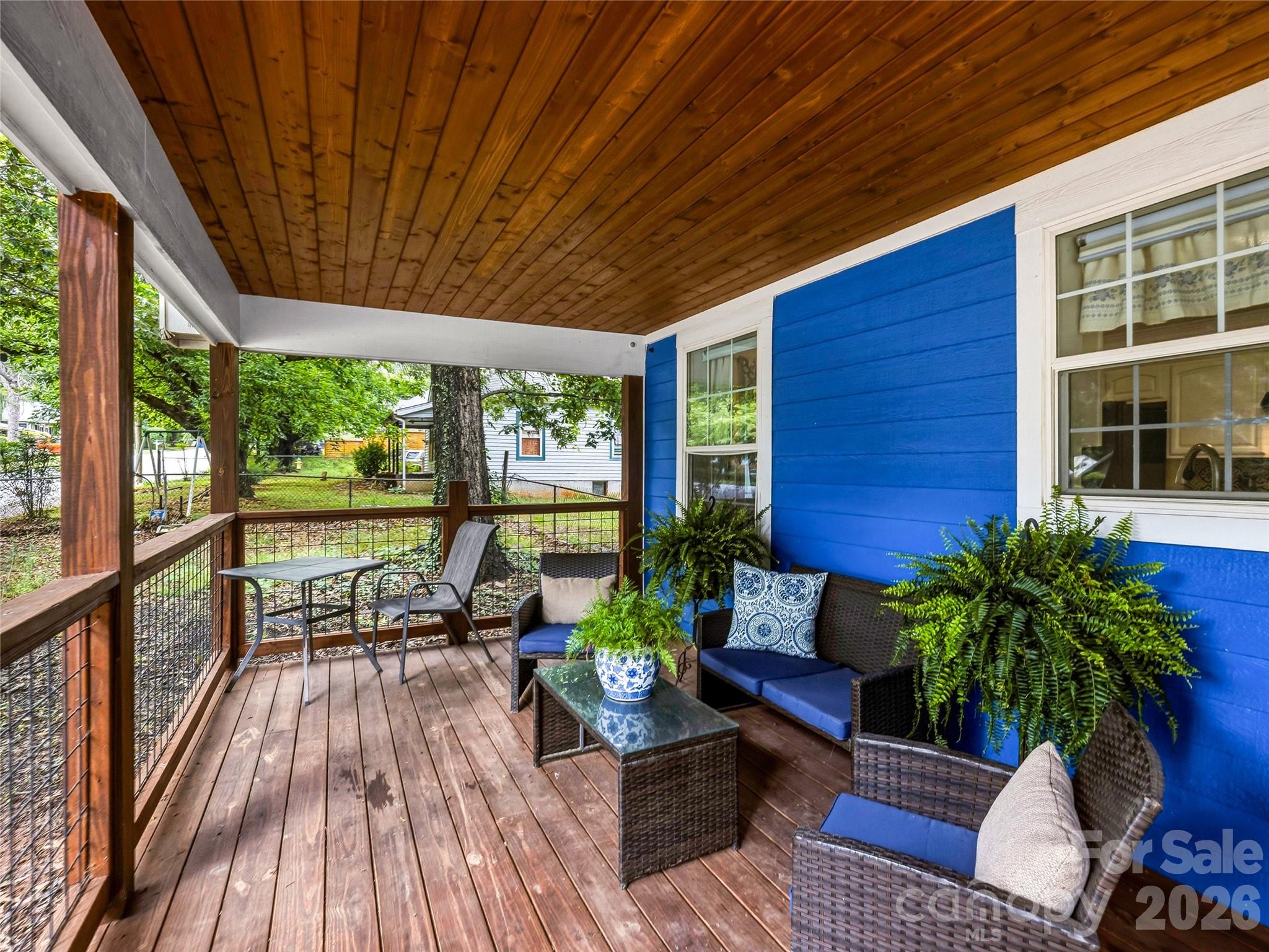 144 Hanover Street Property Photo 3