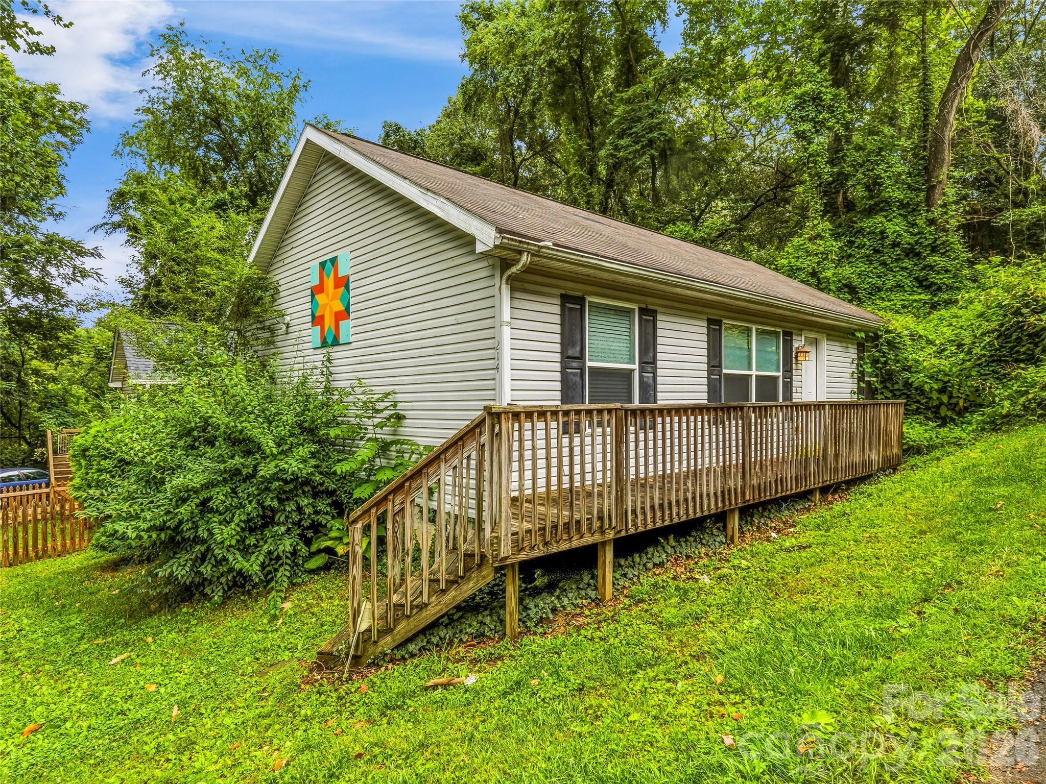 144 Hanover Street Property Photo 19