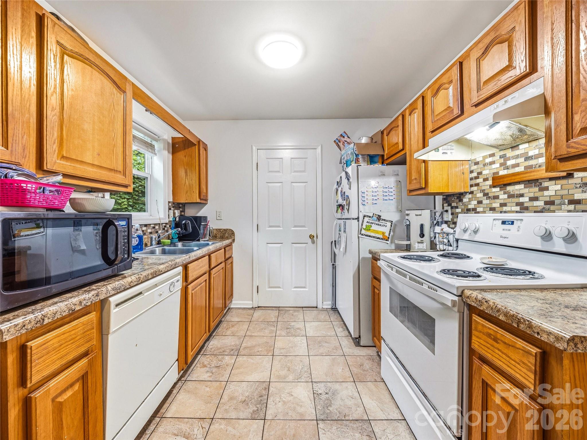 144 Hanover Street Property Photo 23