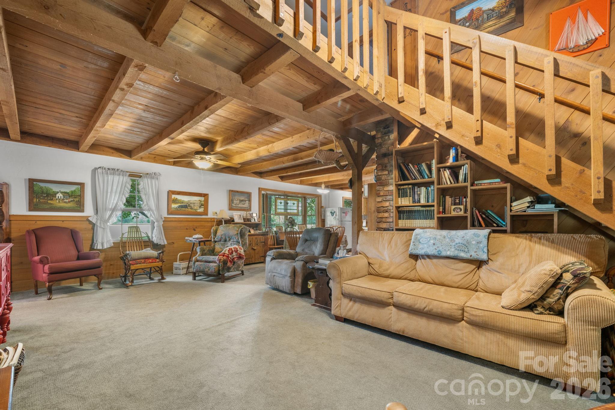 2097 Hermit Trail Property Photo 16