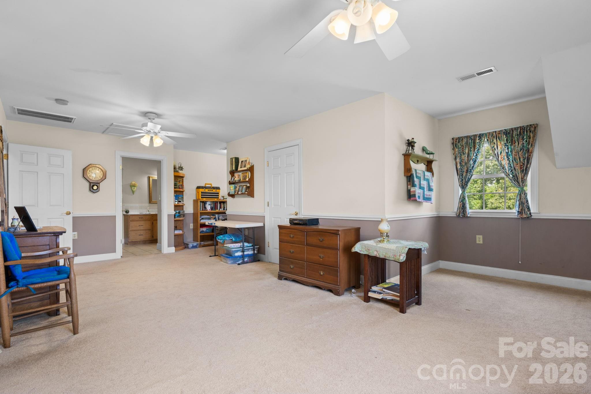 2097 Hermit Trail Property Photo 32