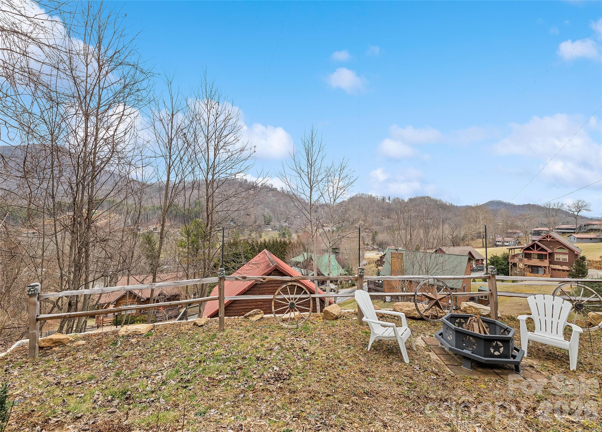 16 Hiawatha Drive Property Photo 27