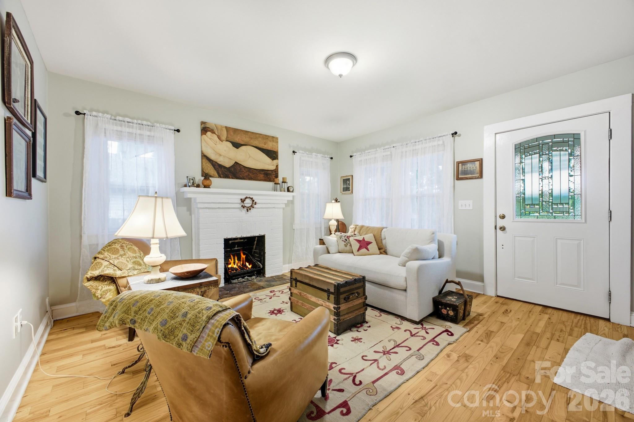 1207 Willow Road Property Photo 6
