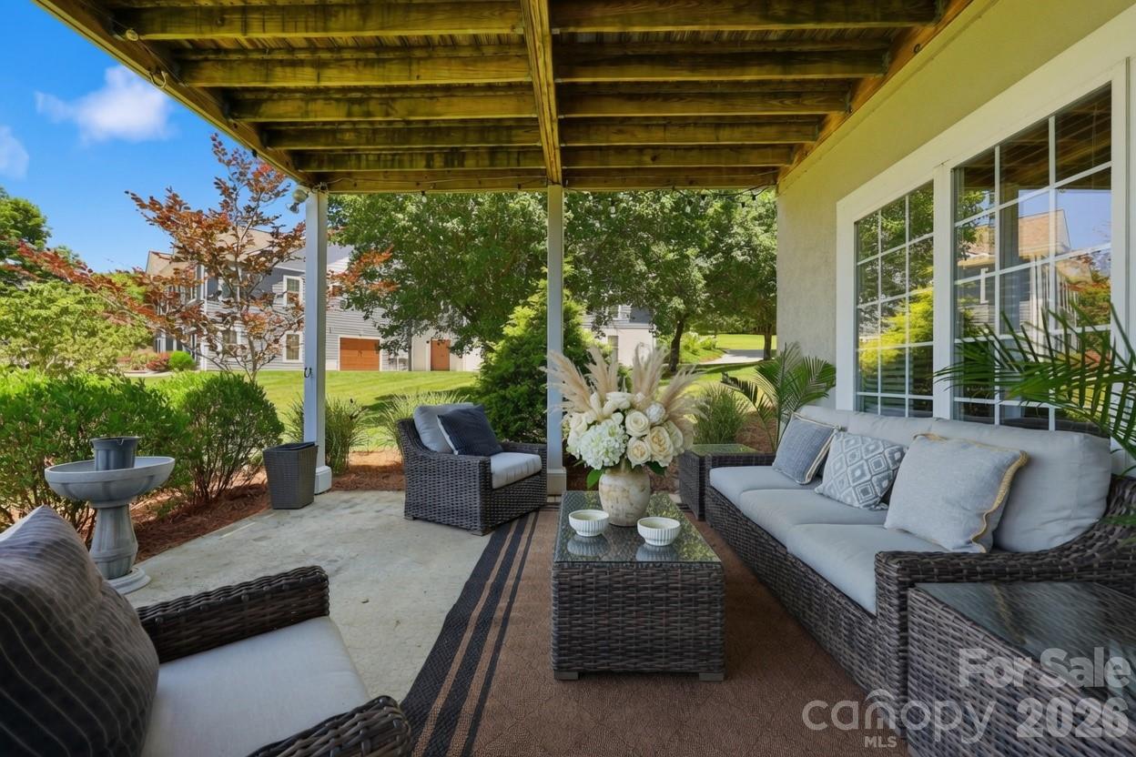 358 Olde Charter Circle 8 Property Photo 38