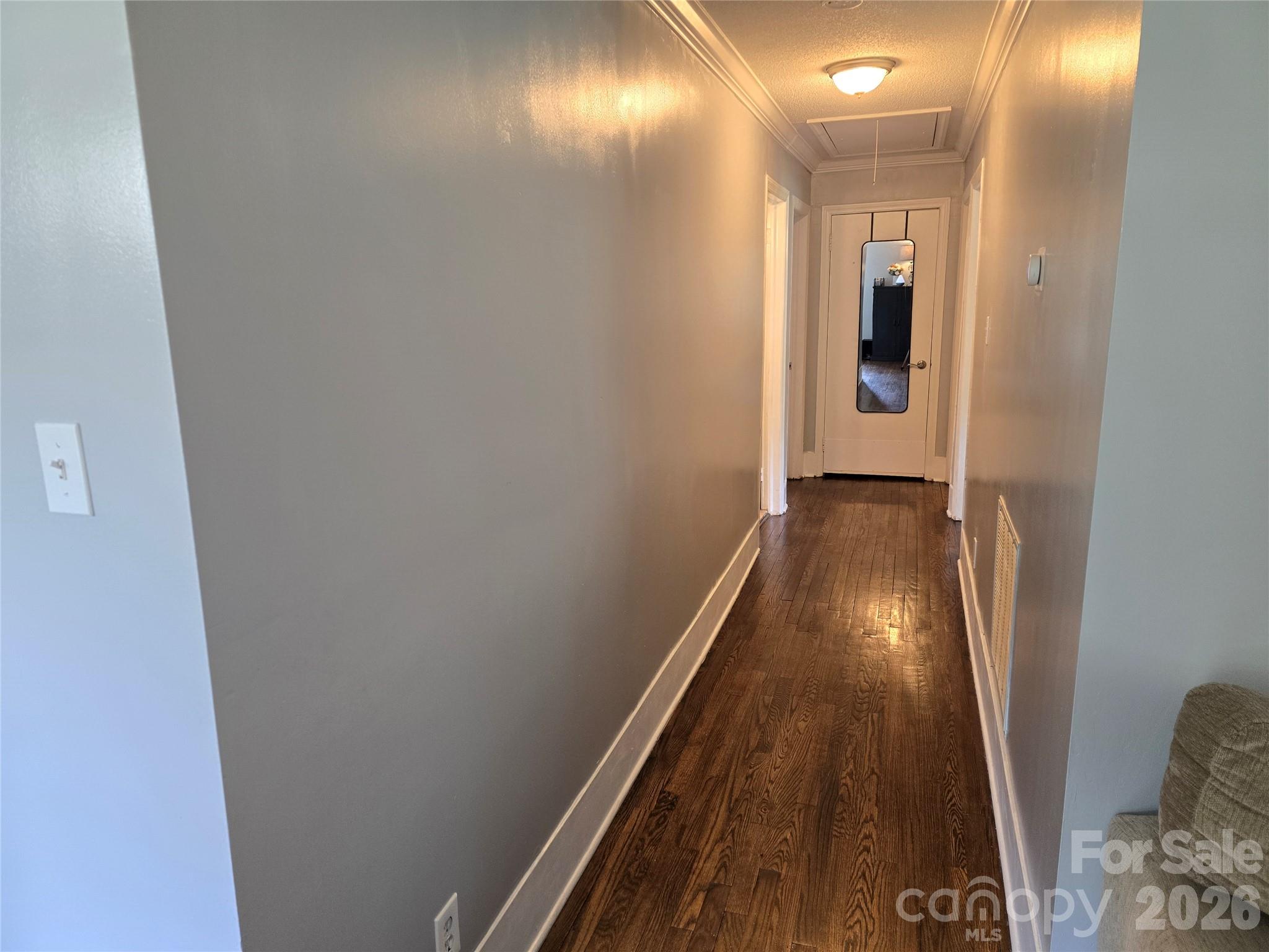 2493 Oakwood Circle Property Photo 17
