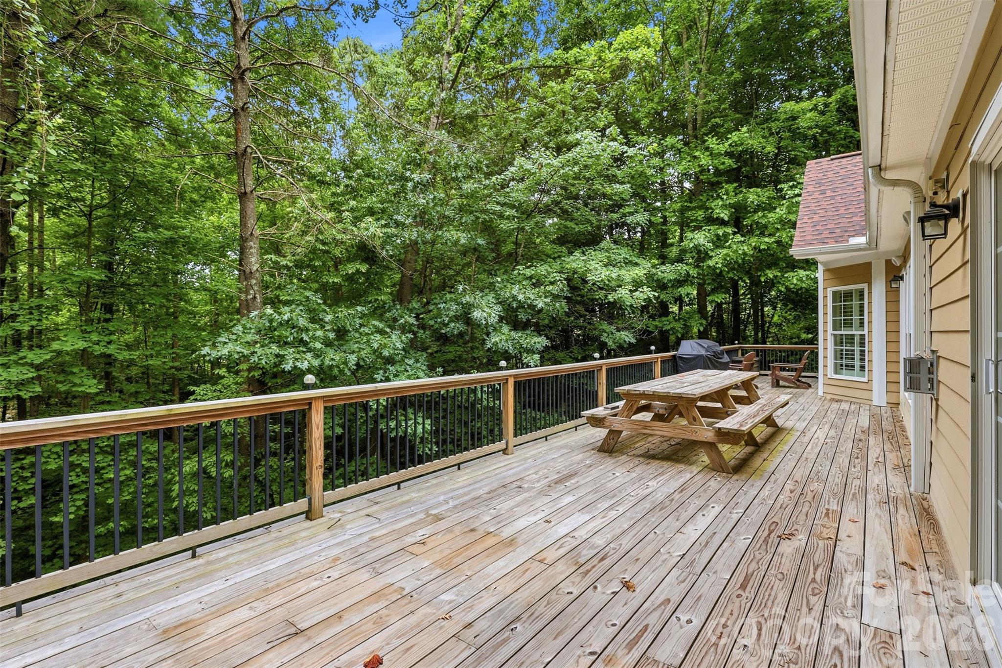 151 Maple View Drive Property Photo 33