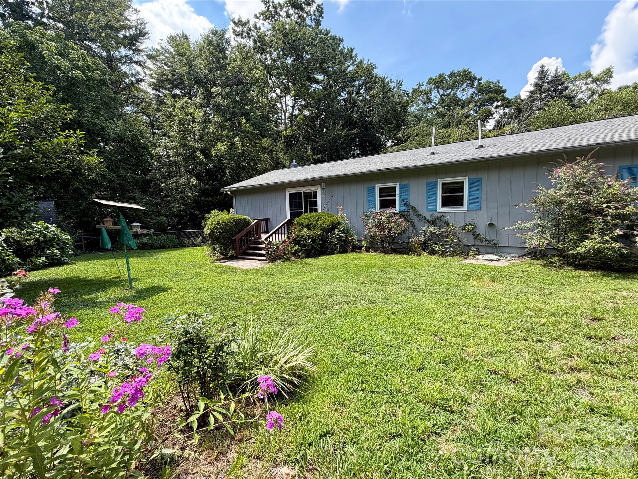 5 Dewberry Drive