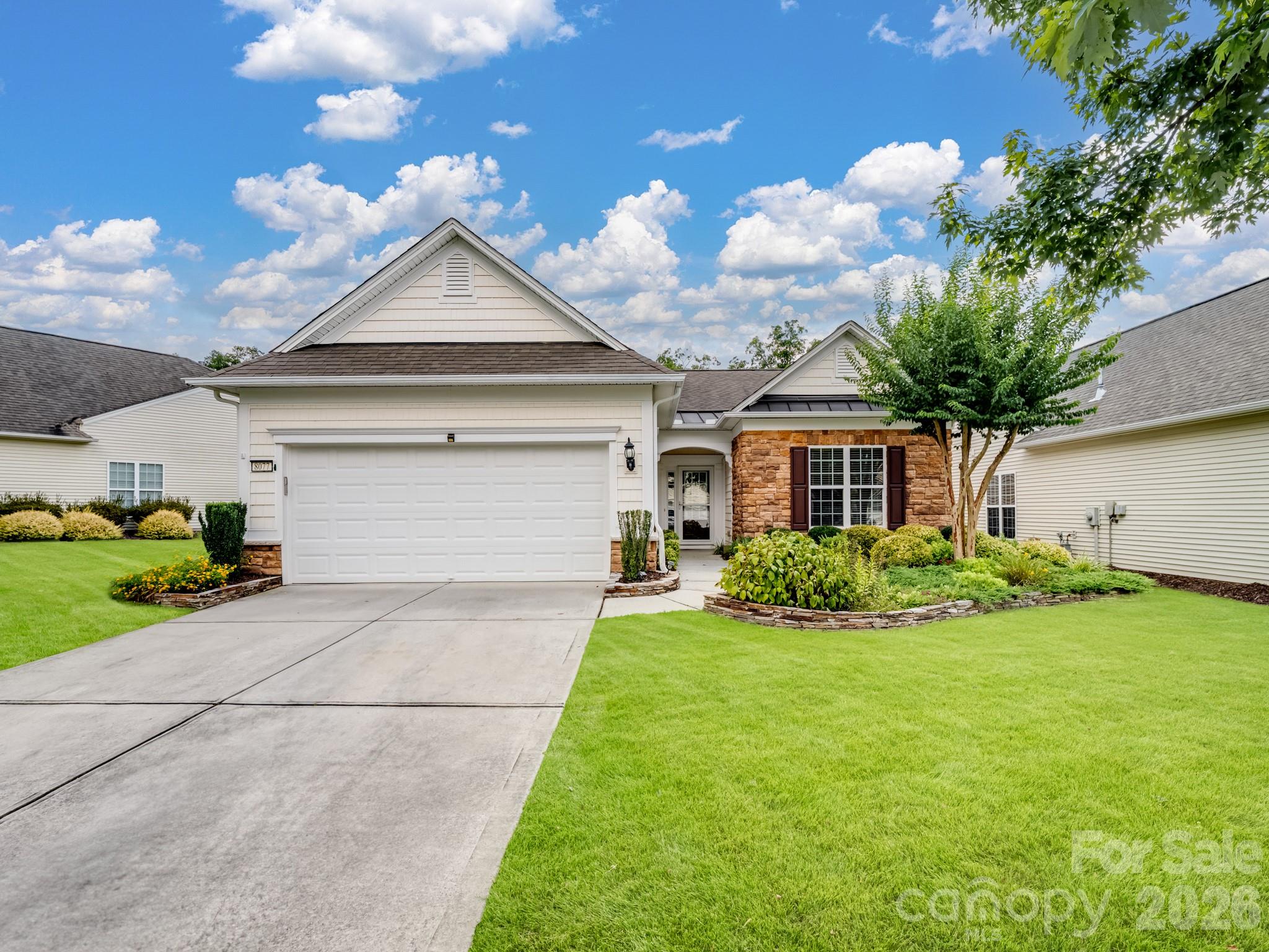 8077 Crater Lake Drive Property Photo 2
