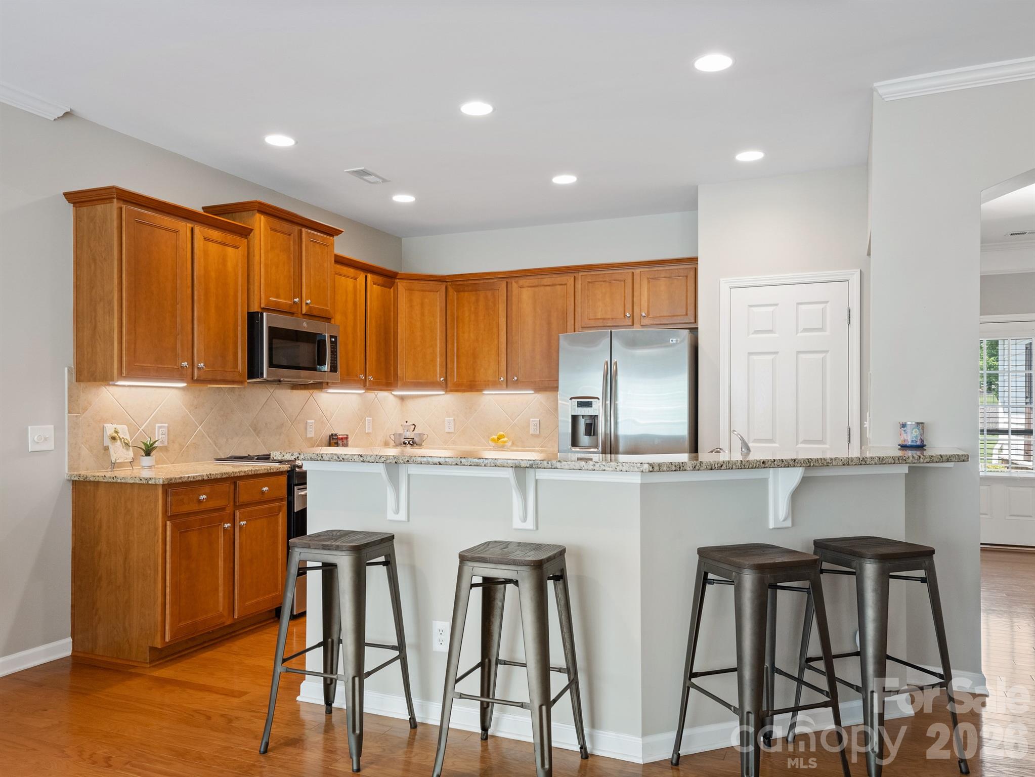 8077 Crater Lake Drive Property Photo 13
