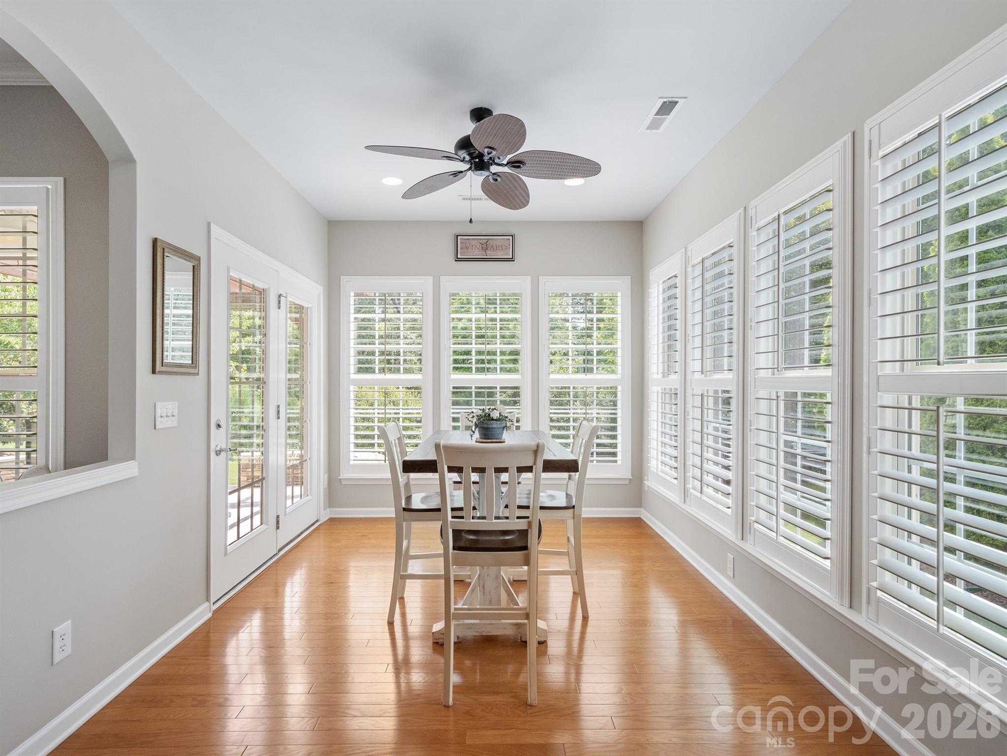8077 Crater Lake Drive Property Photo 20