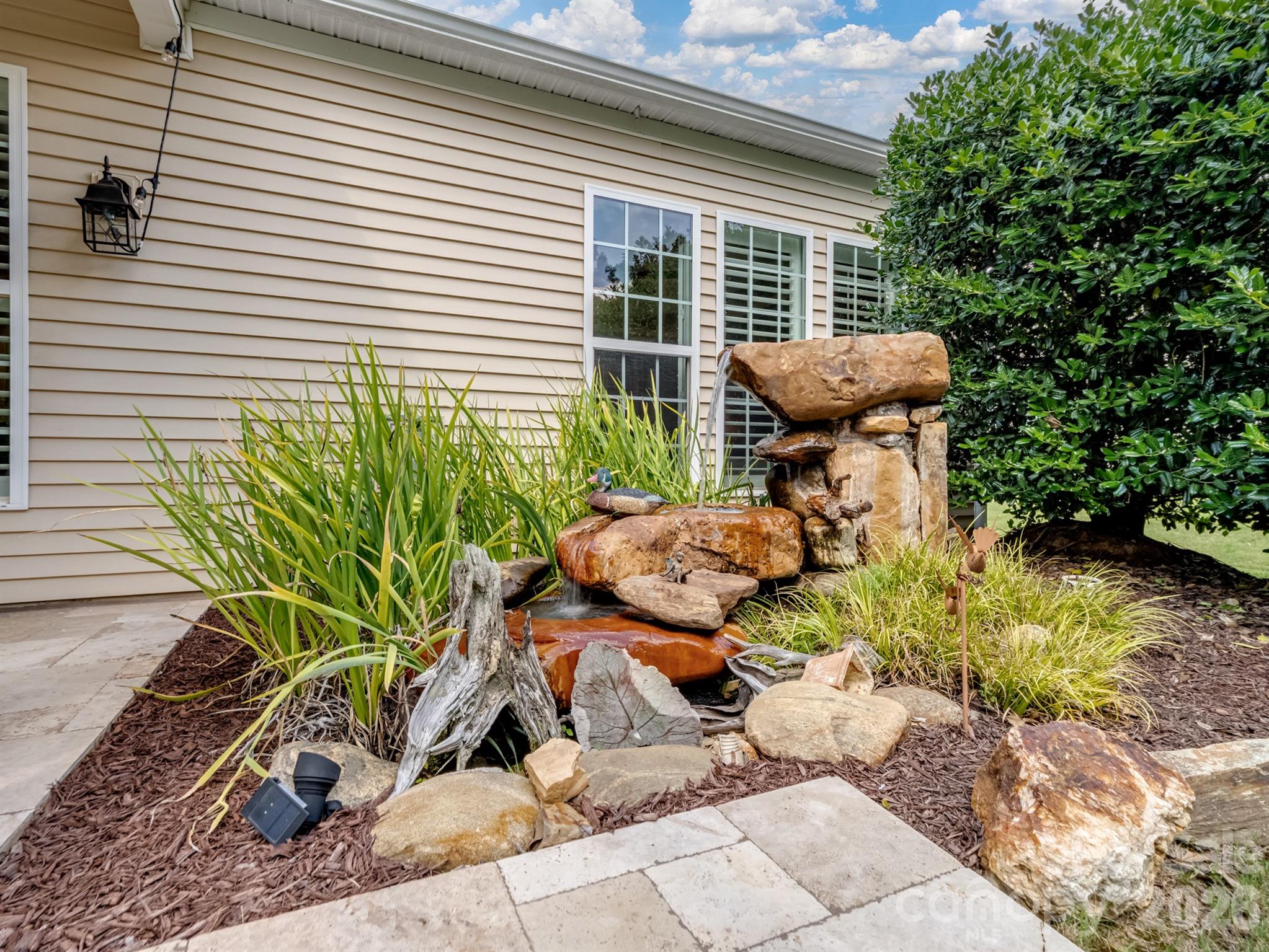 8077 Crater Lake Drive Property Photo 35