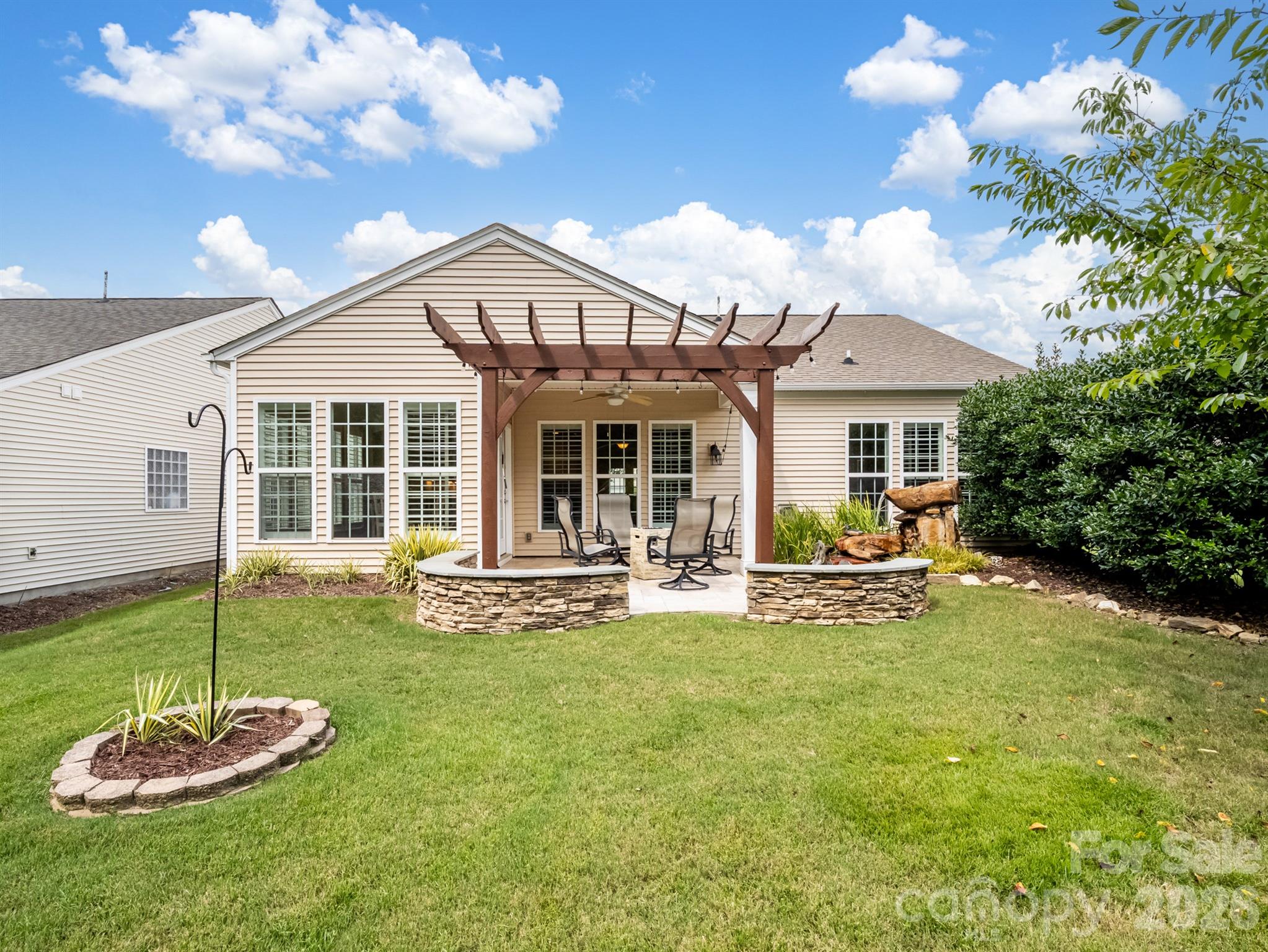 8077 Crater Lake Drive Property Photo 38