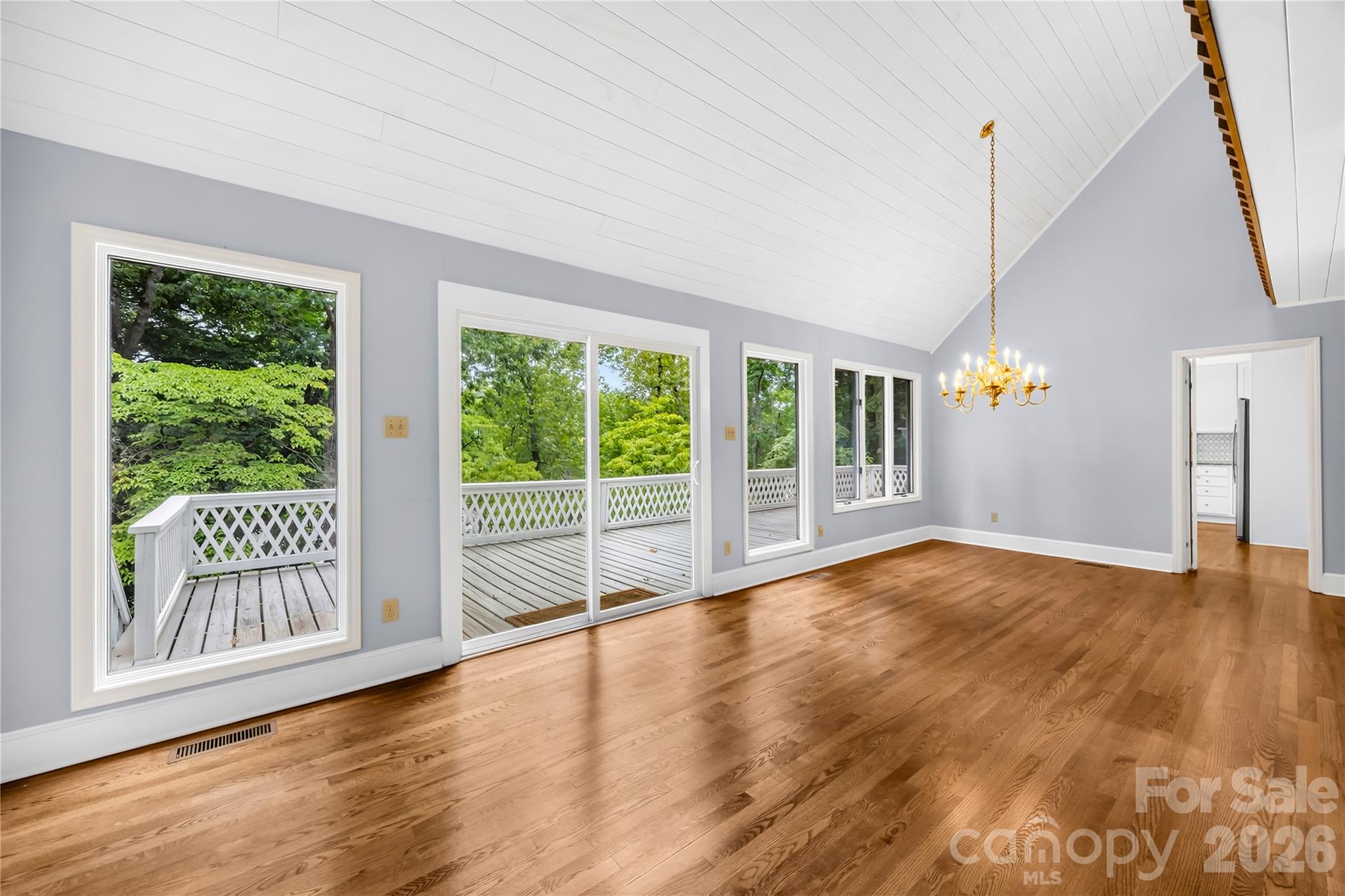 114 Forest Cove Lane Property Photo 13