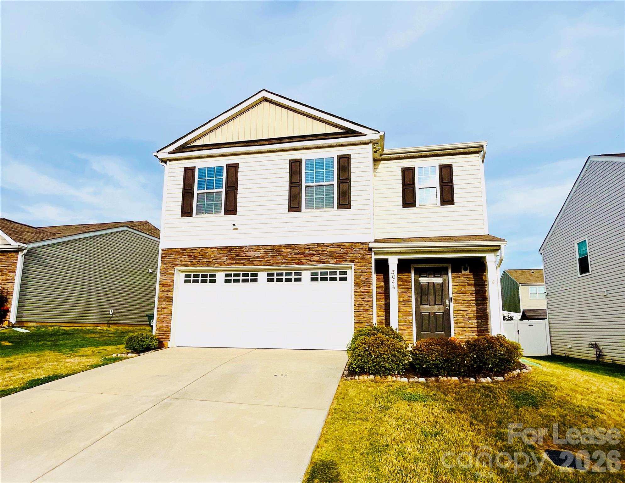 3044 Winesap Drive Property Photo 2