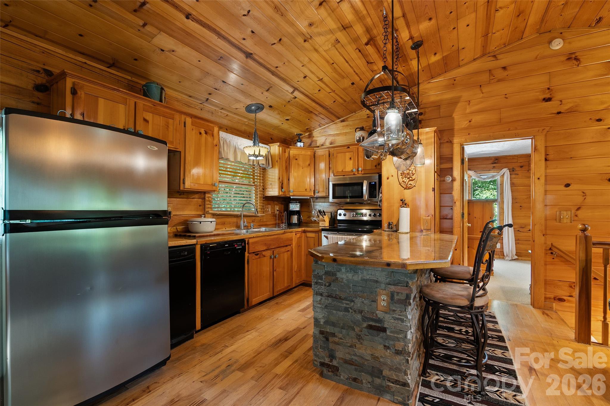 976 Wildcat Run Property Photo 11