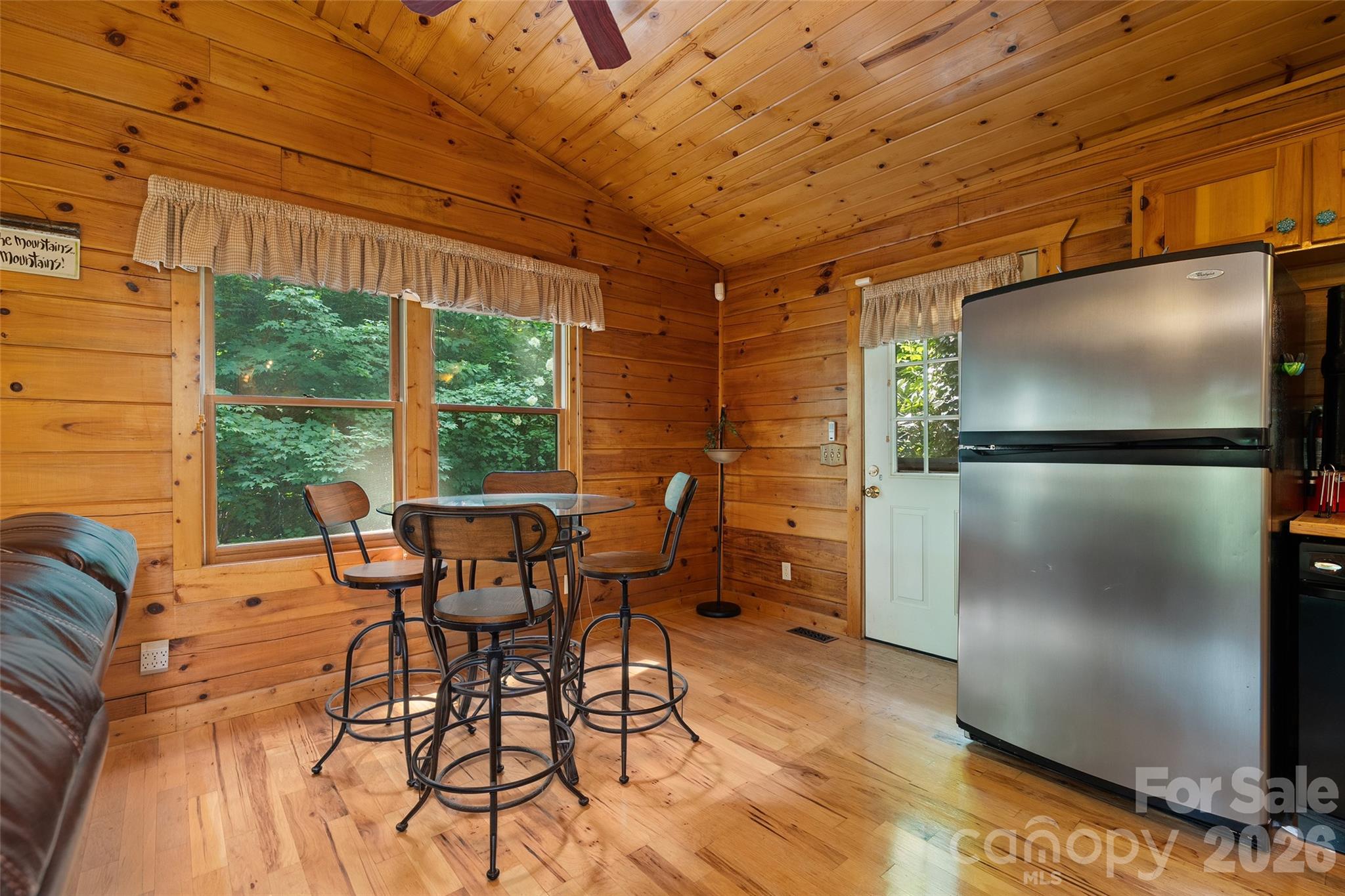 976 Wildcat Run Property Photo 13