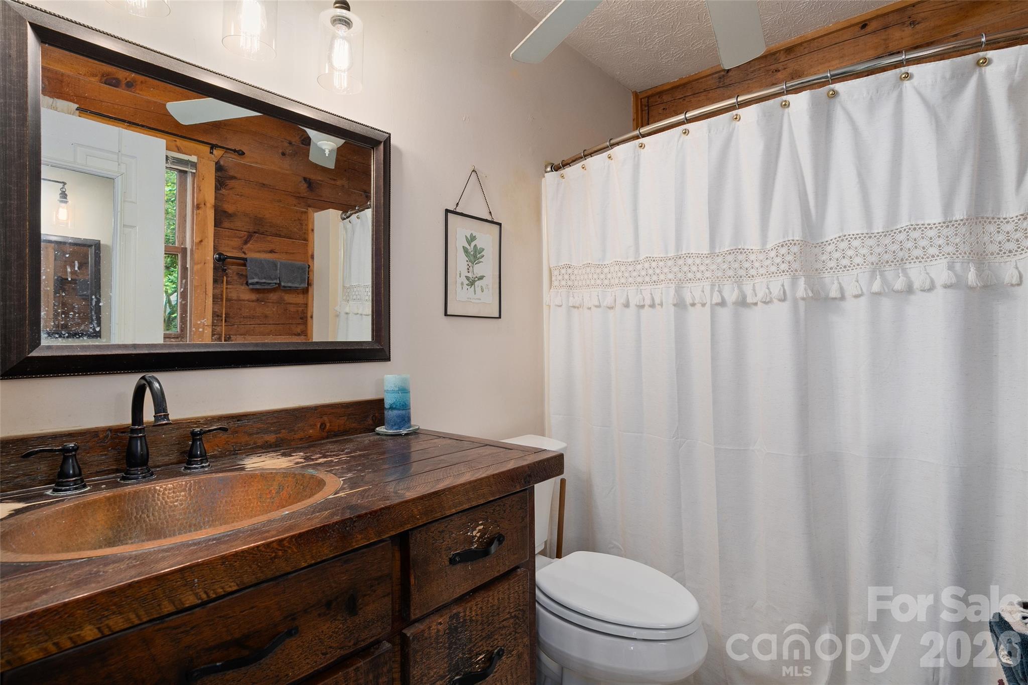 976 Wildcat Run Property Photo 16