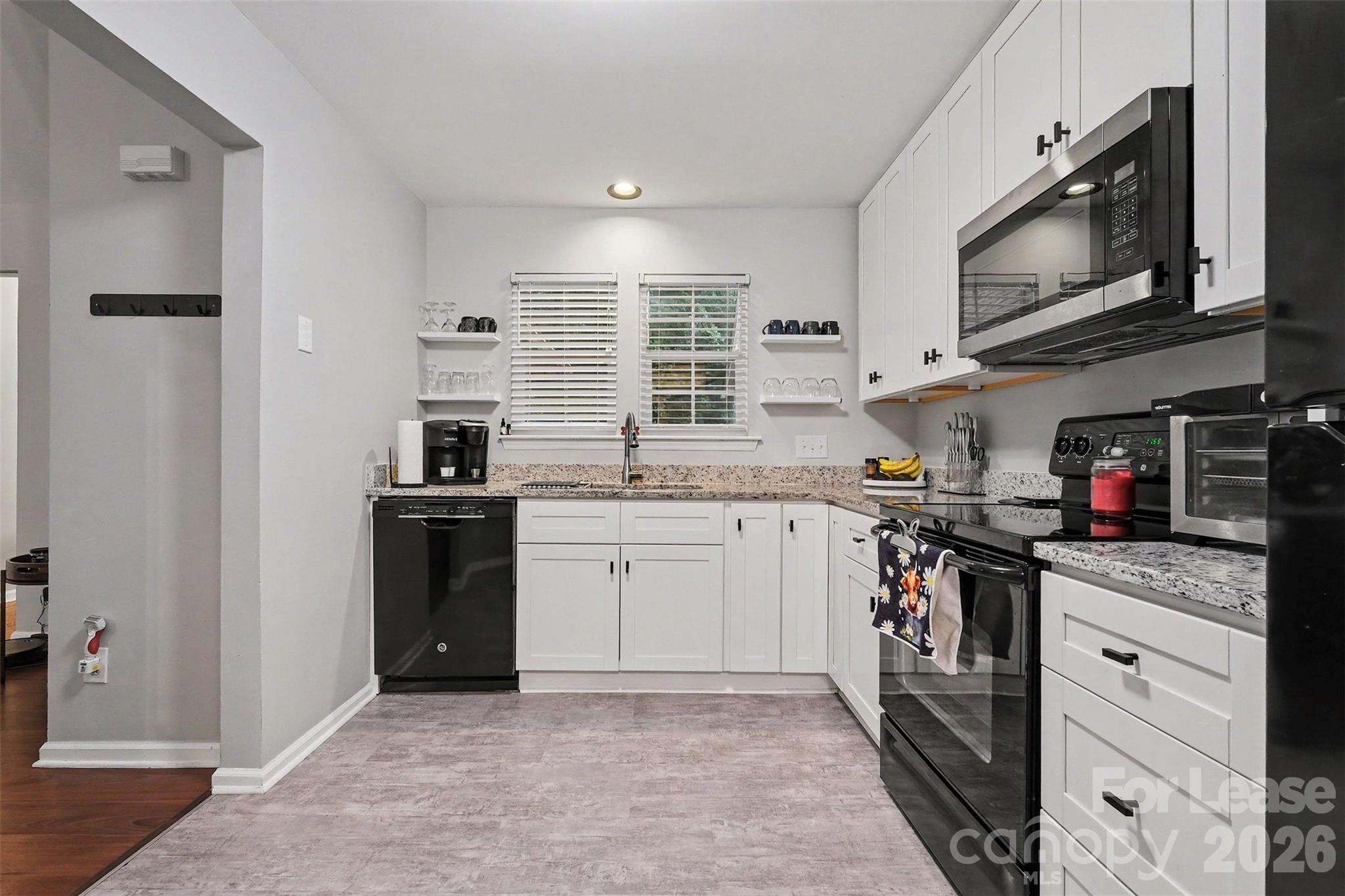 6121 Gray Gate Lane K Property Photo 6
