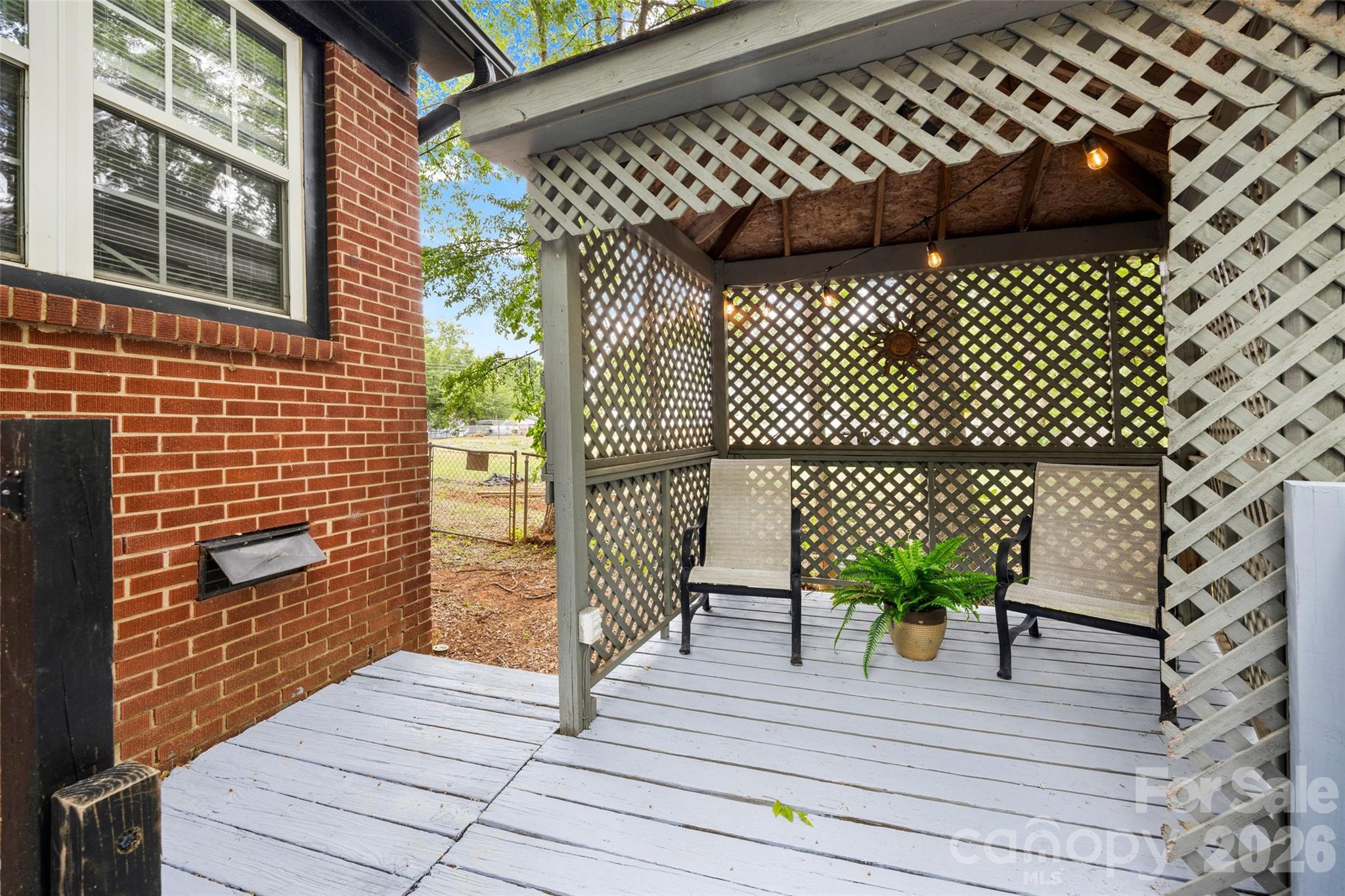 897 Eastwood Drive Property Photo 19