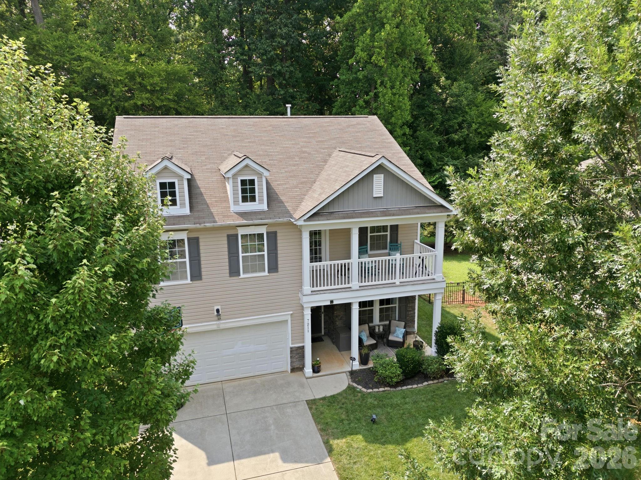 7211 Barefoot Forest Drive Property Photo 1