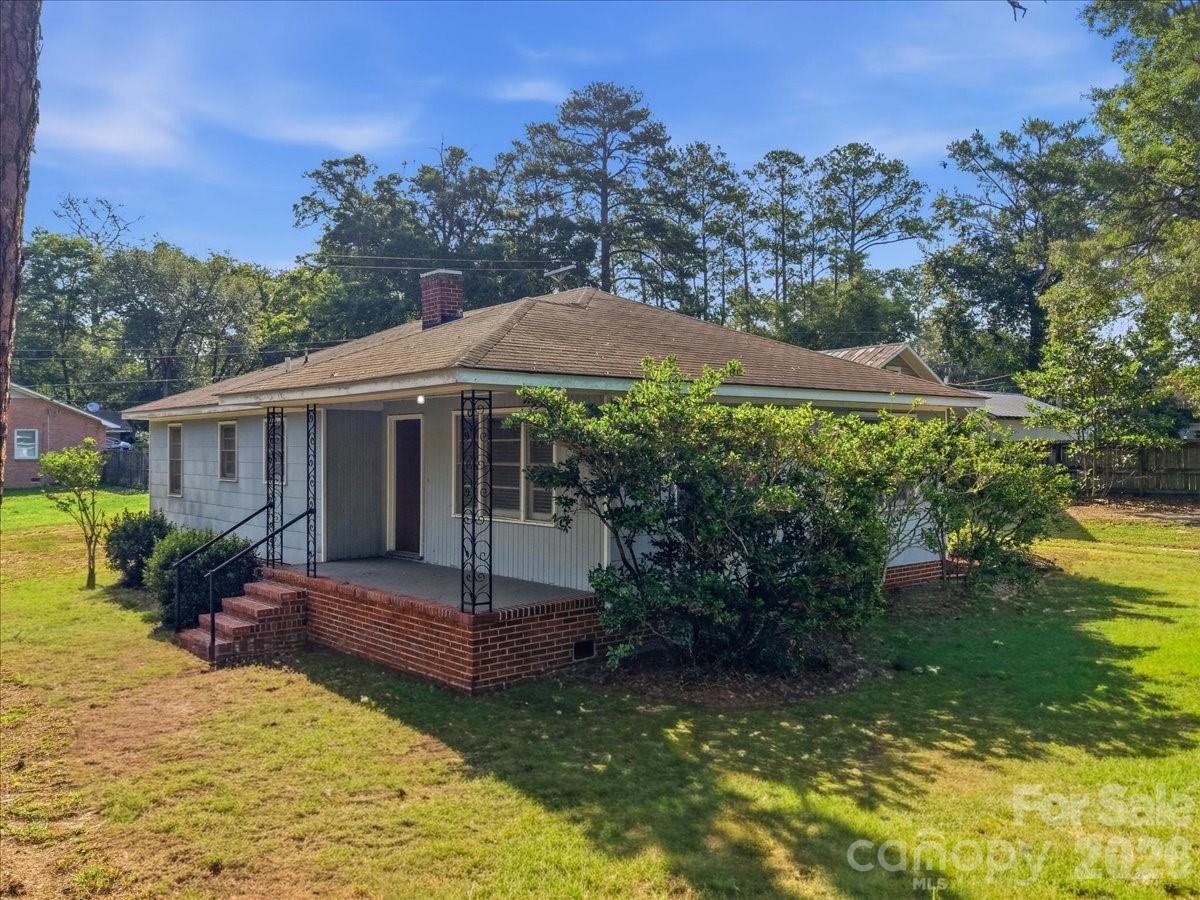 310 Varn Street Property Photo 1