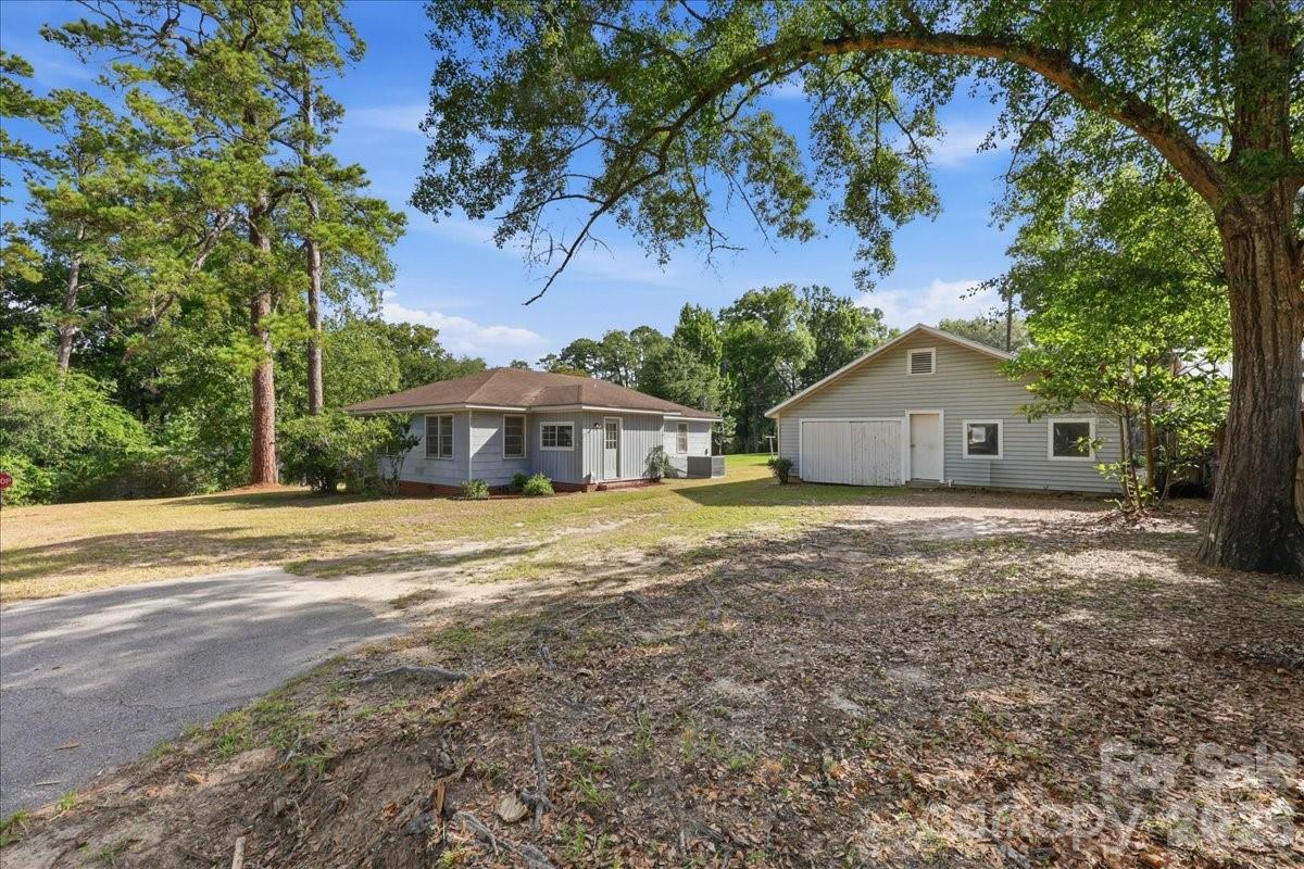 310 Varn Street Property Photo 5