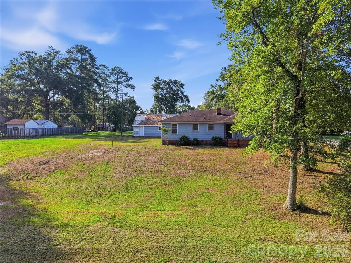 310 Varn Street Property Photo 6