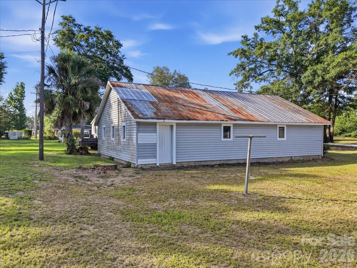 310 Varn Street Property Photo 15