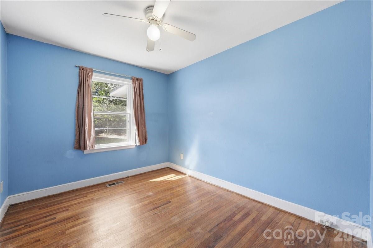 310 Varn Street Property Photo 33