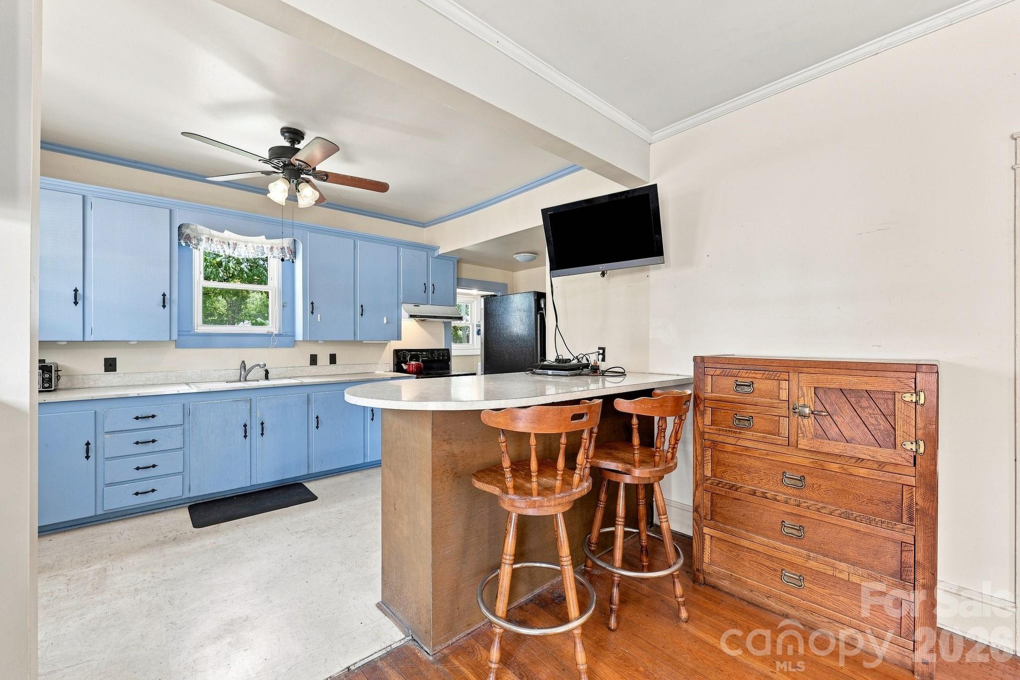 313 S Ridge Avenue Property Photo 21