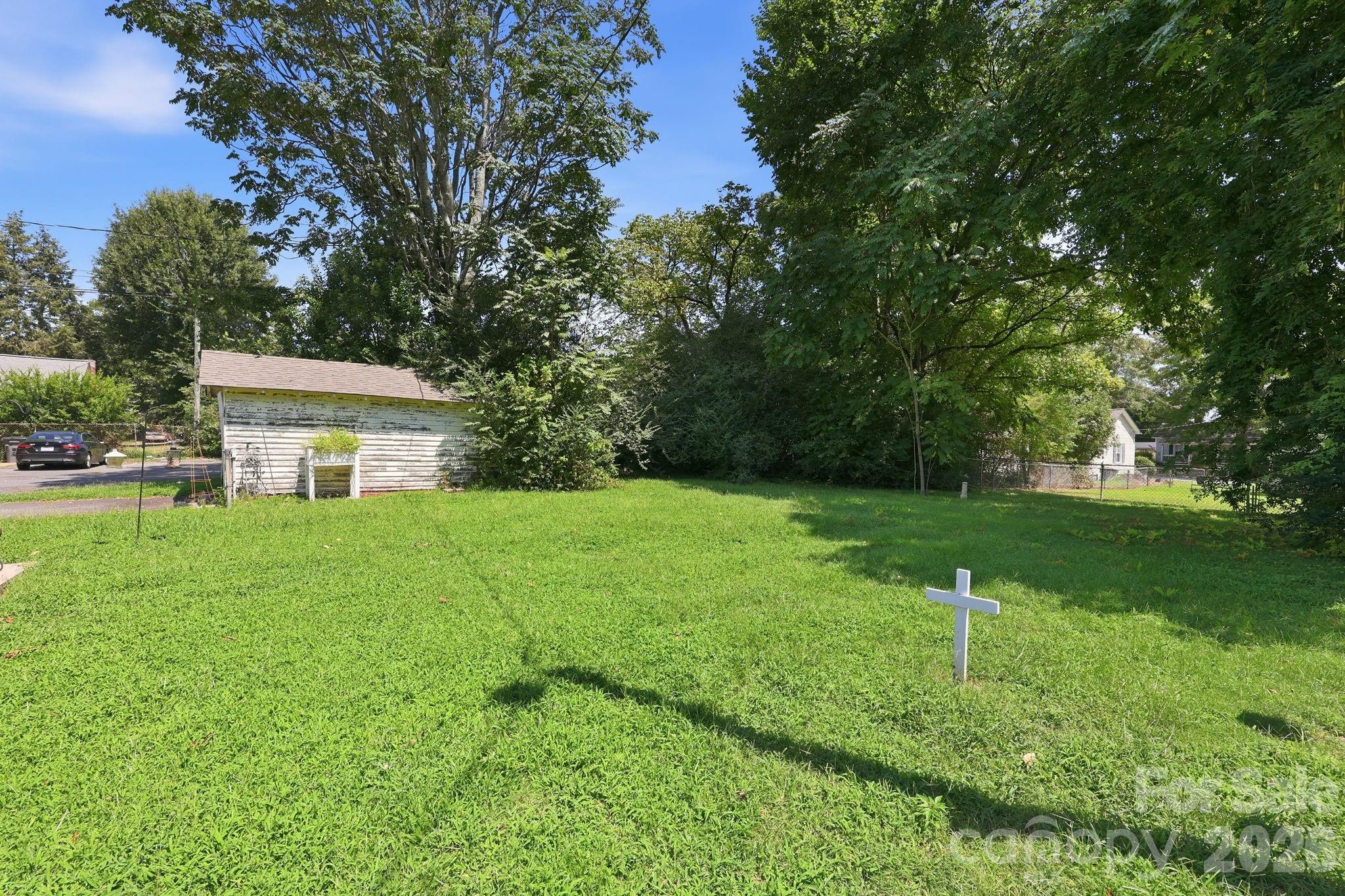313 S Ridge Avenue Property Photo 36