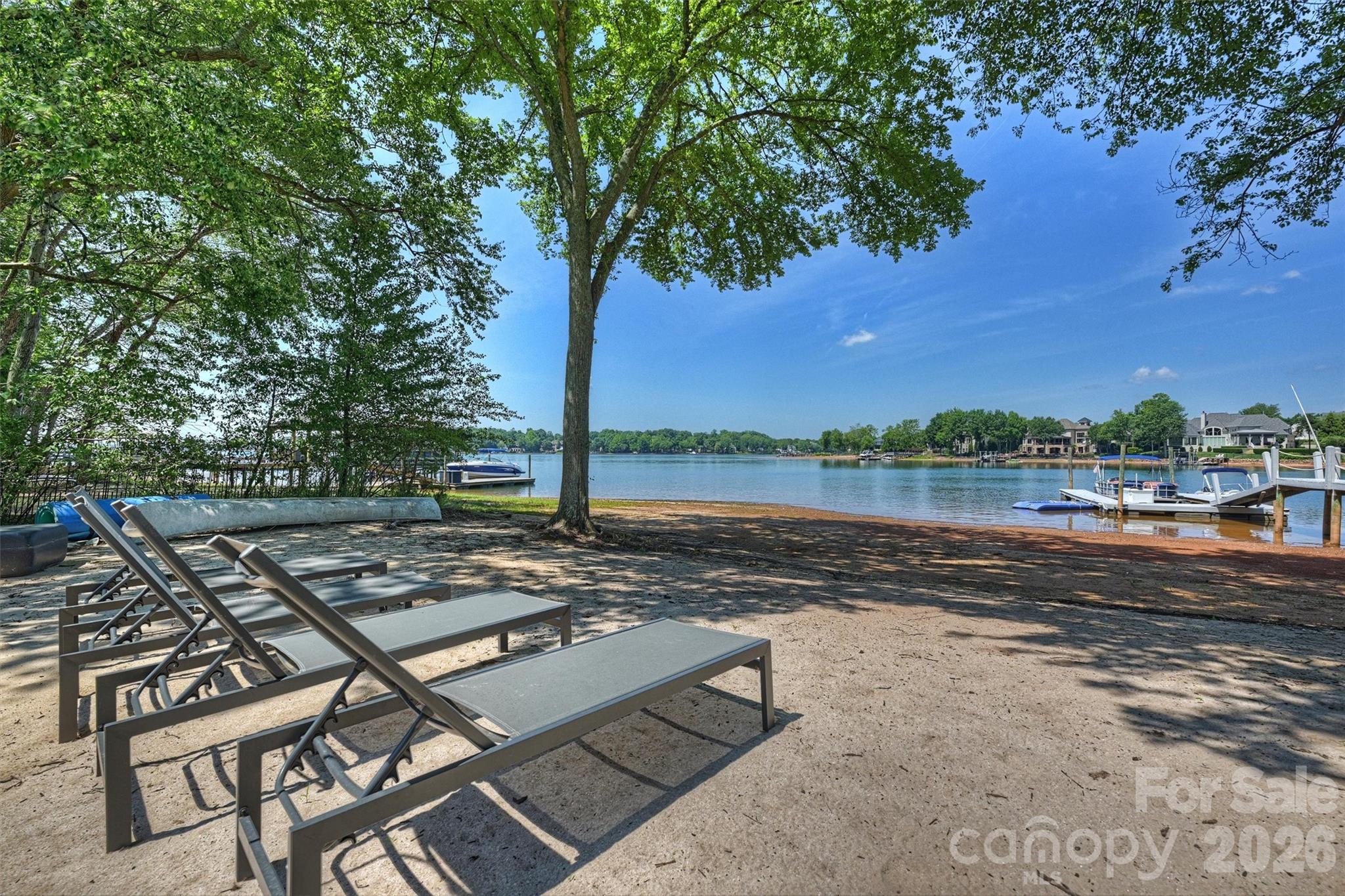 119 Sterling Oak Lane Property Photo 4