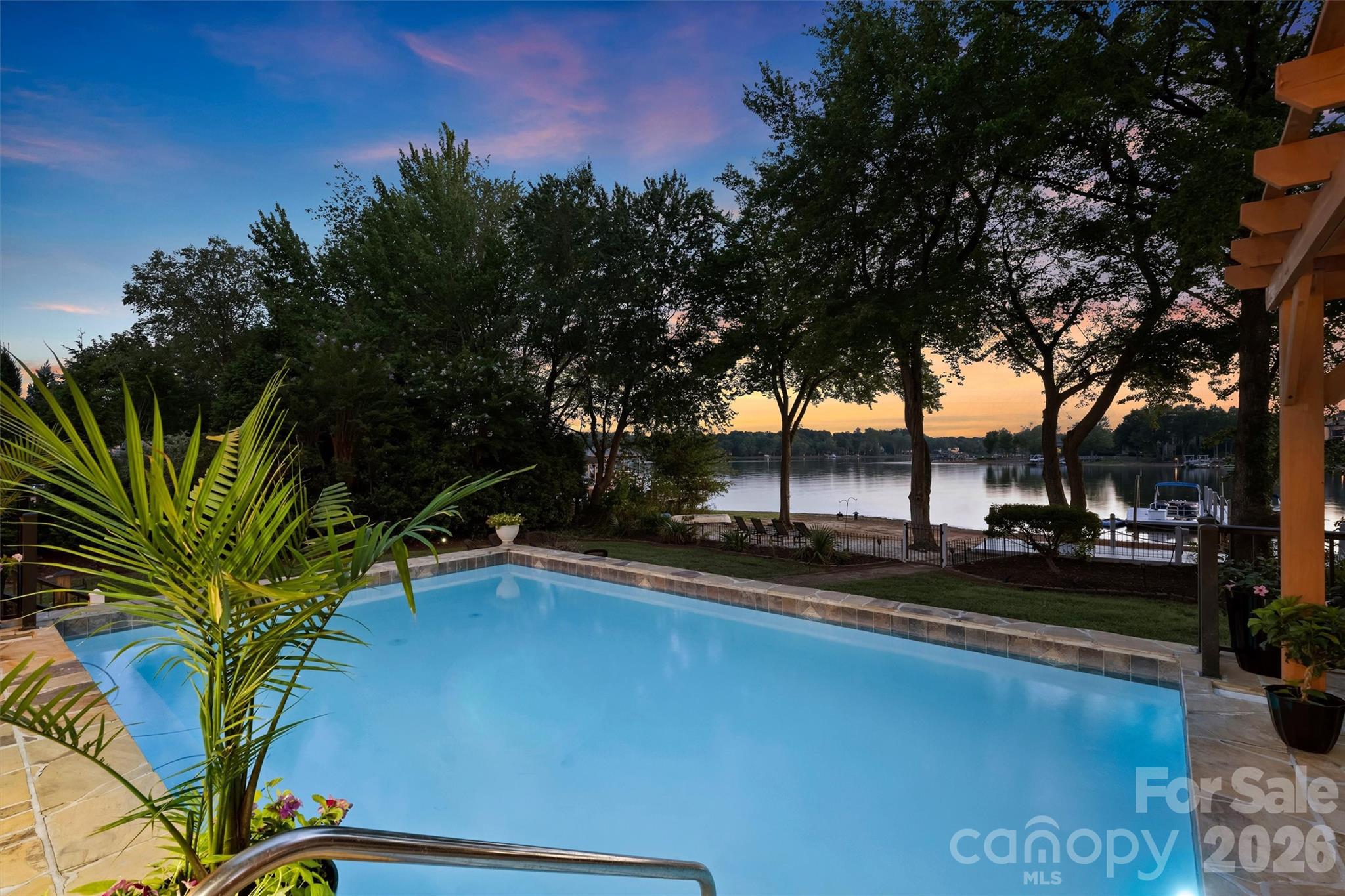 119 Sterling Oak Lane Property Photo 10
