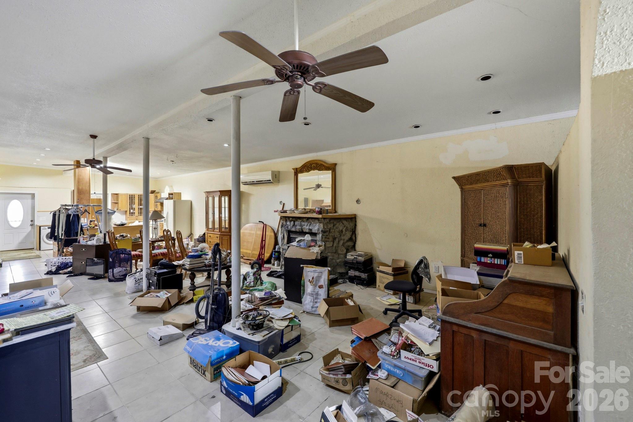 1358 W Main Street Property Photo 24