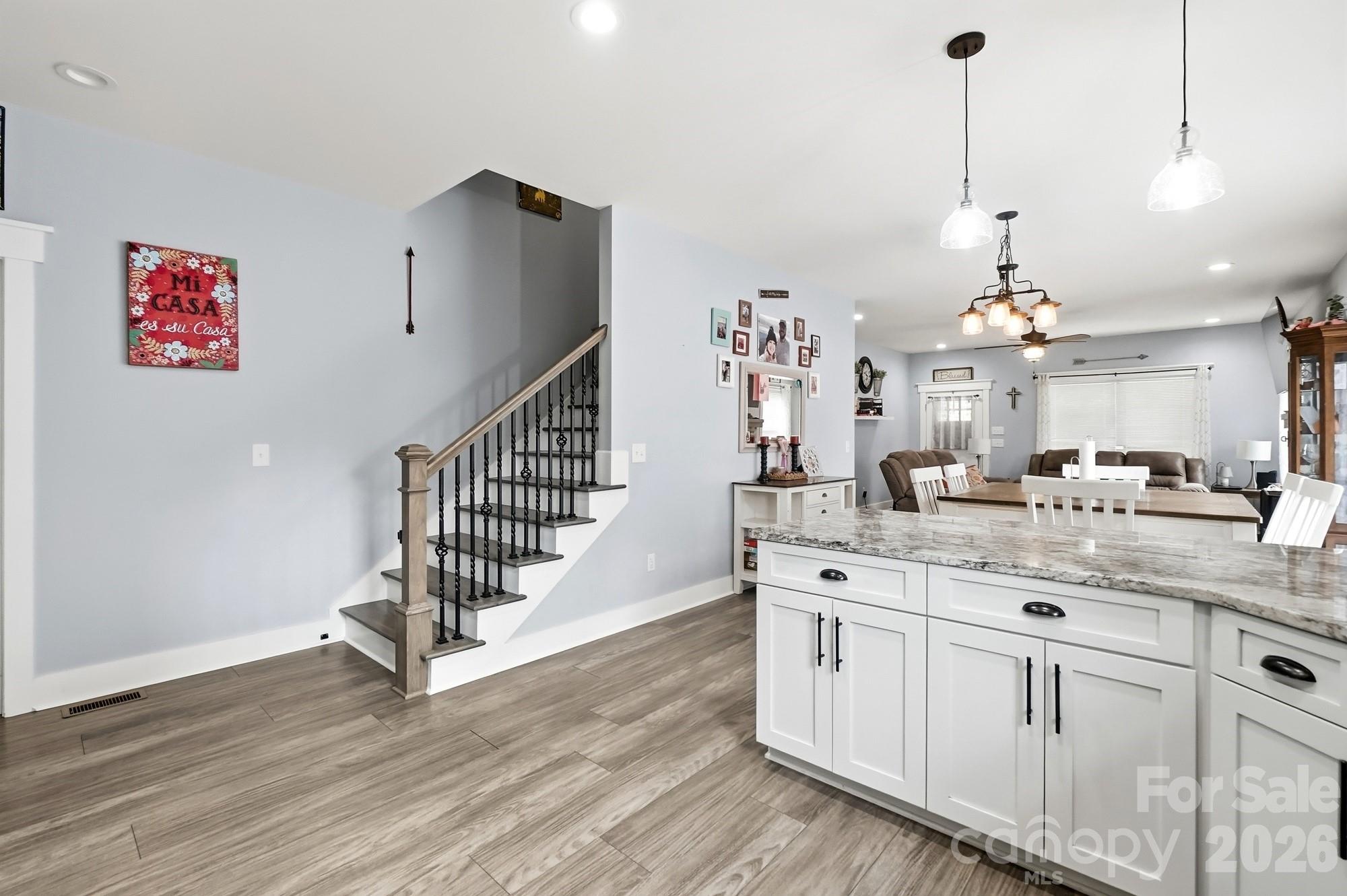 304 E Florida Avenue Property Photo 18