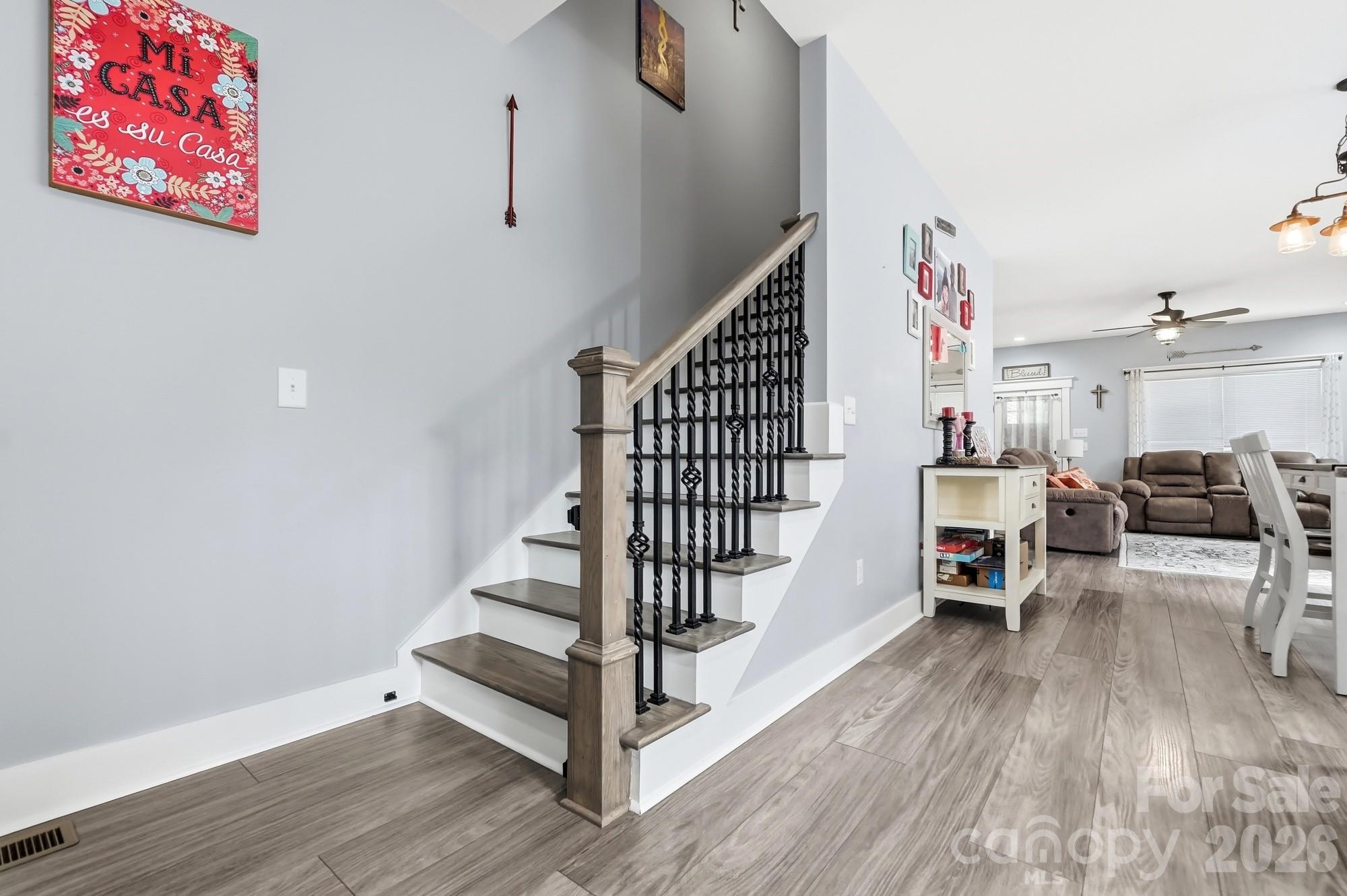 304 E Florida Avenue Property Photo 19
